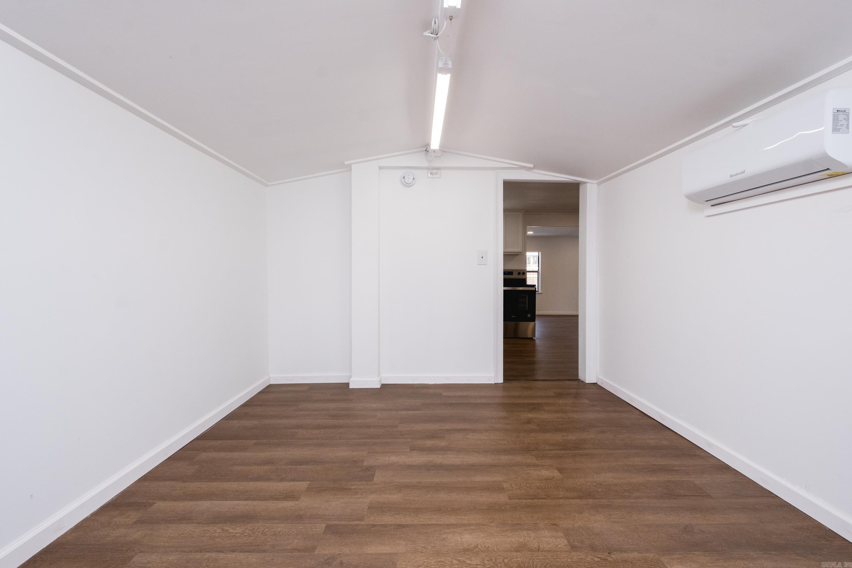 13118 Old River Dr  Scott, AR