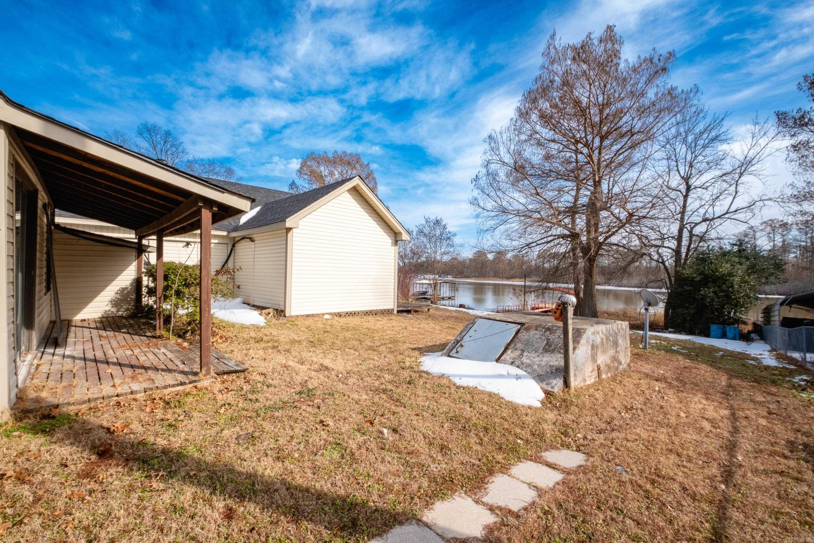 13118 Old River Dr  Scott, AR