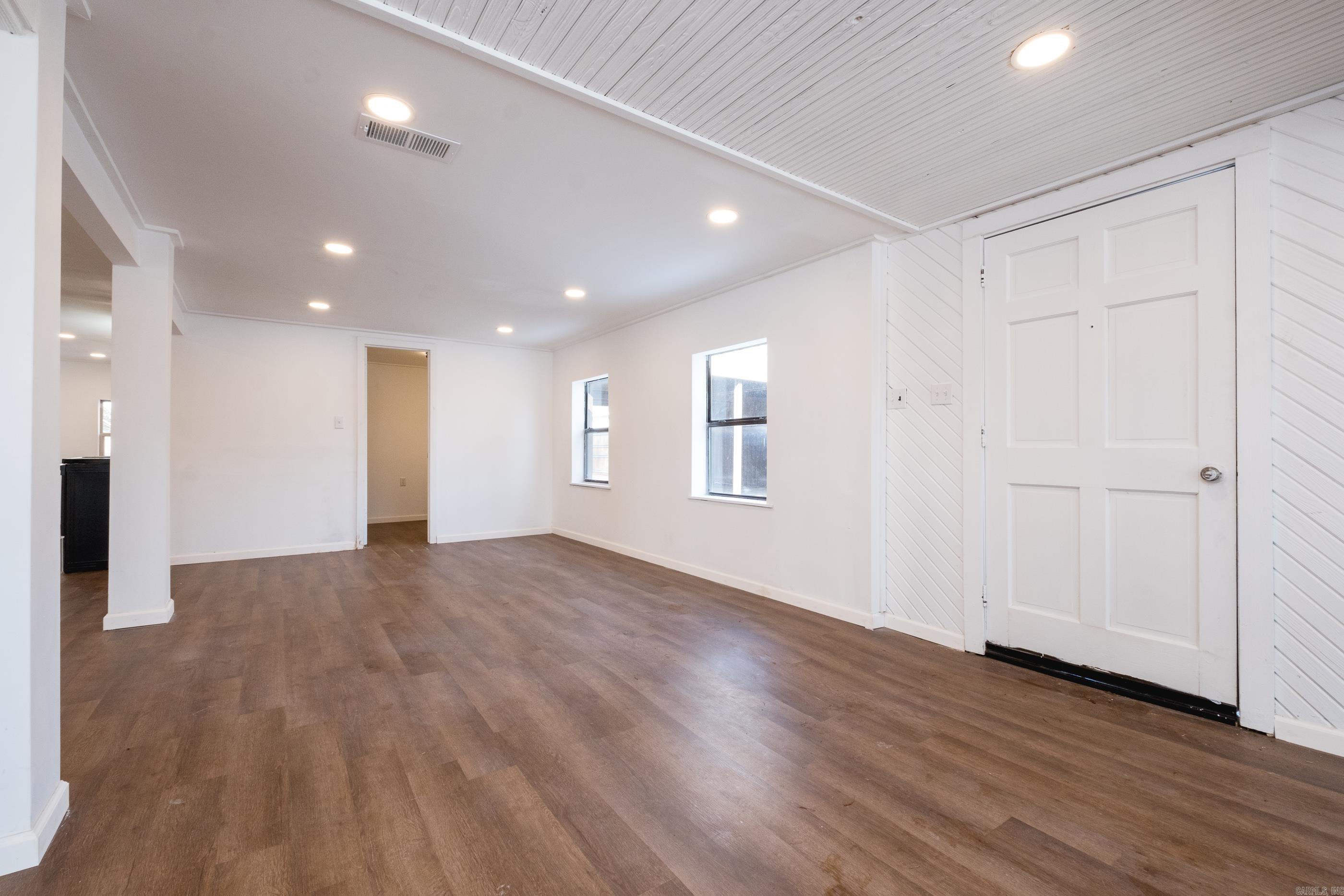 13118 Old River Dr  Scott, AR