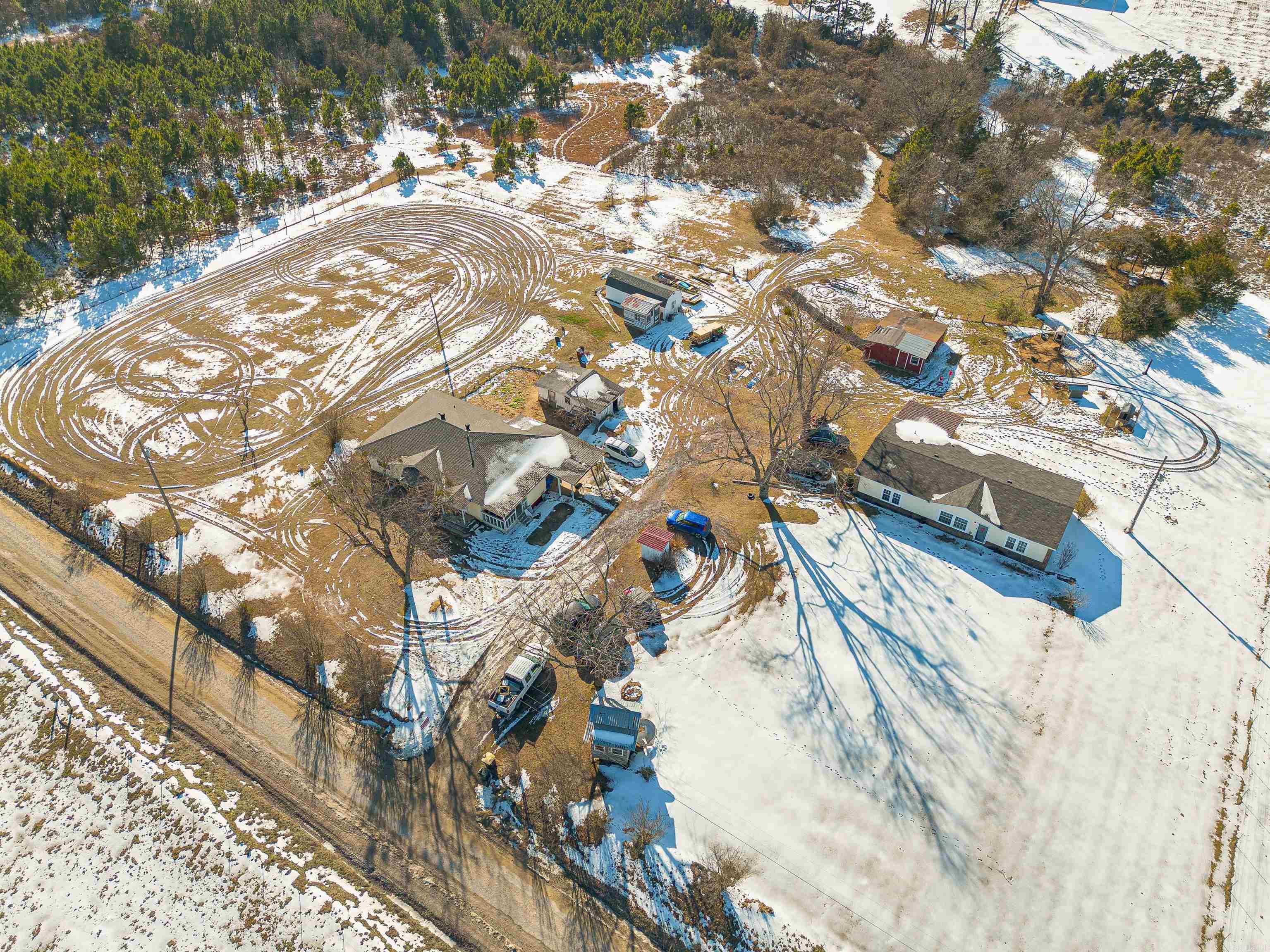 1119 and 1117 Granny Hollow Road  Jerusalem, AR