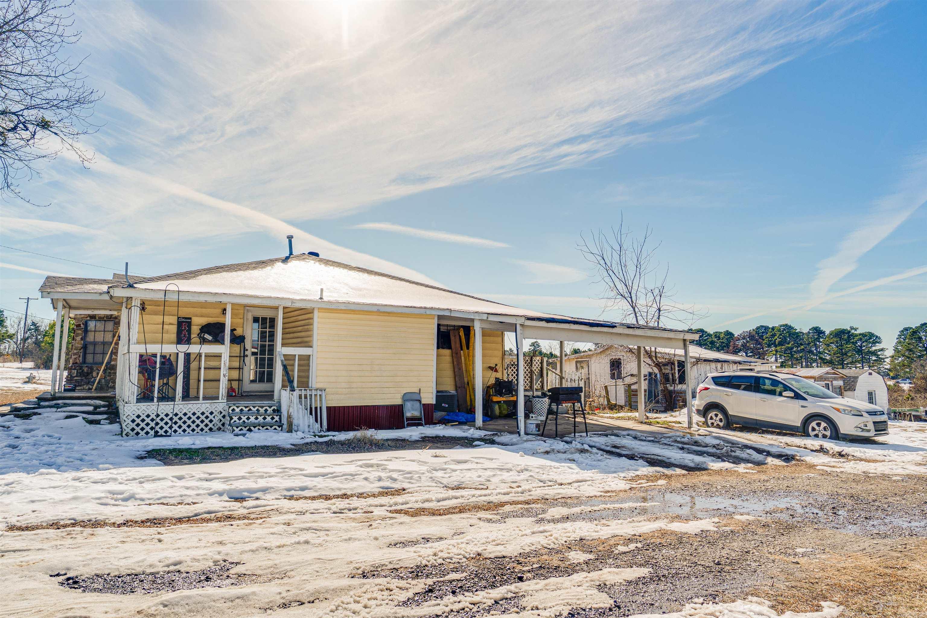 1119 and 1117 Granny Hollow Road  Jerusalem, AR