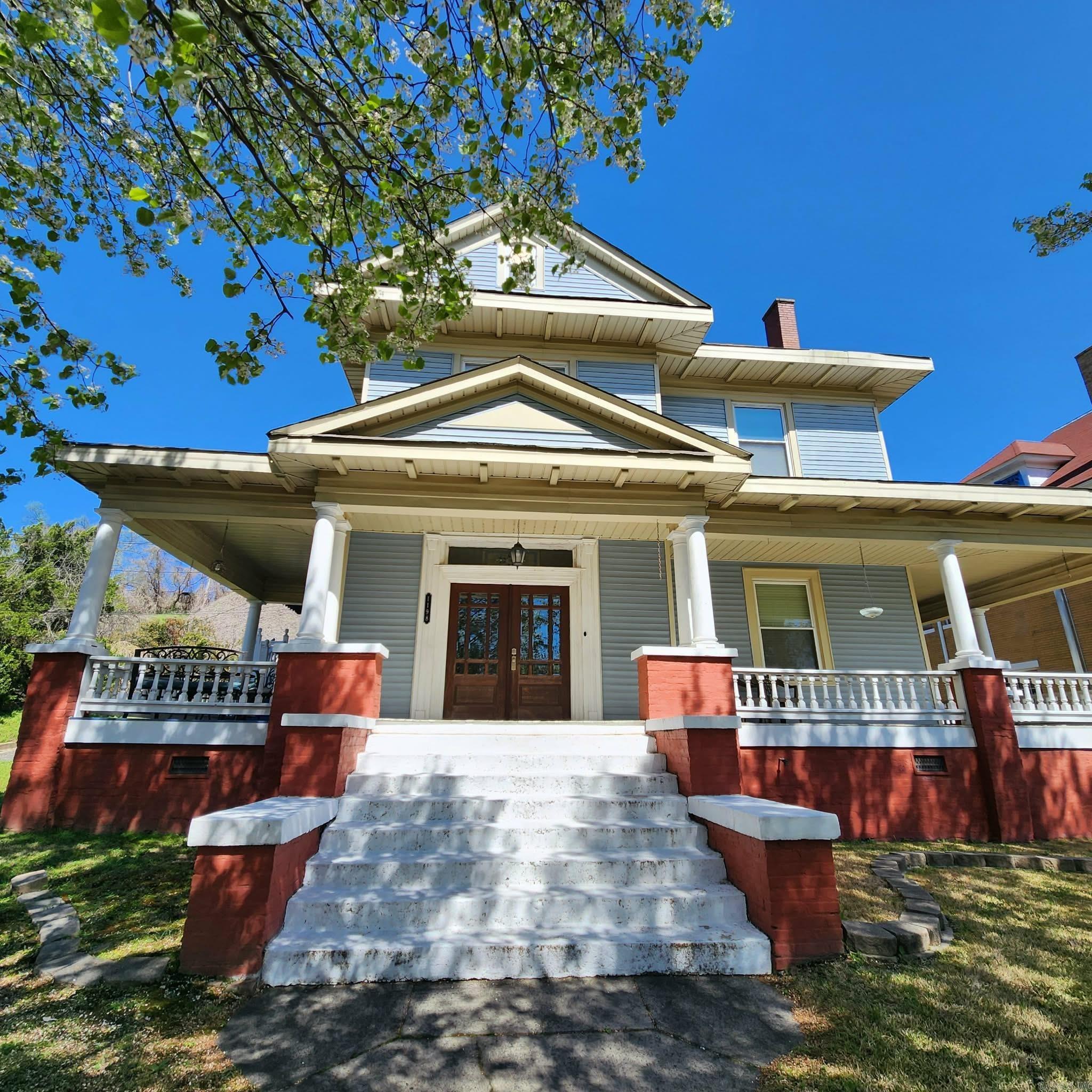 1198 Perry Street Helena, AR 72342