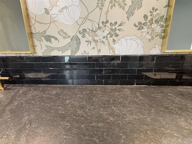 1682 B Hwy 167 Evening Shade, AR 72532