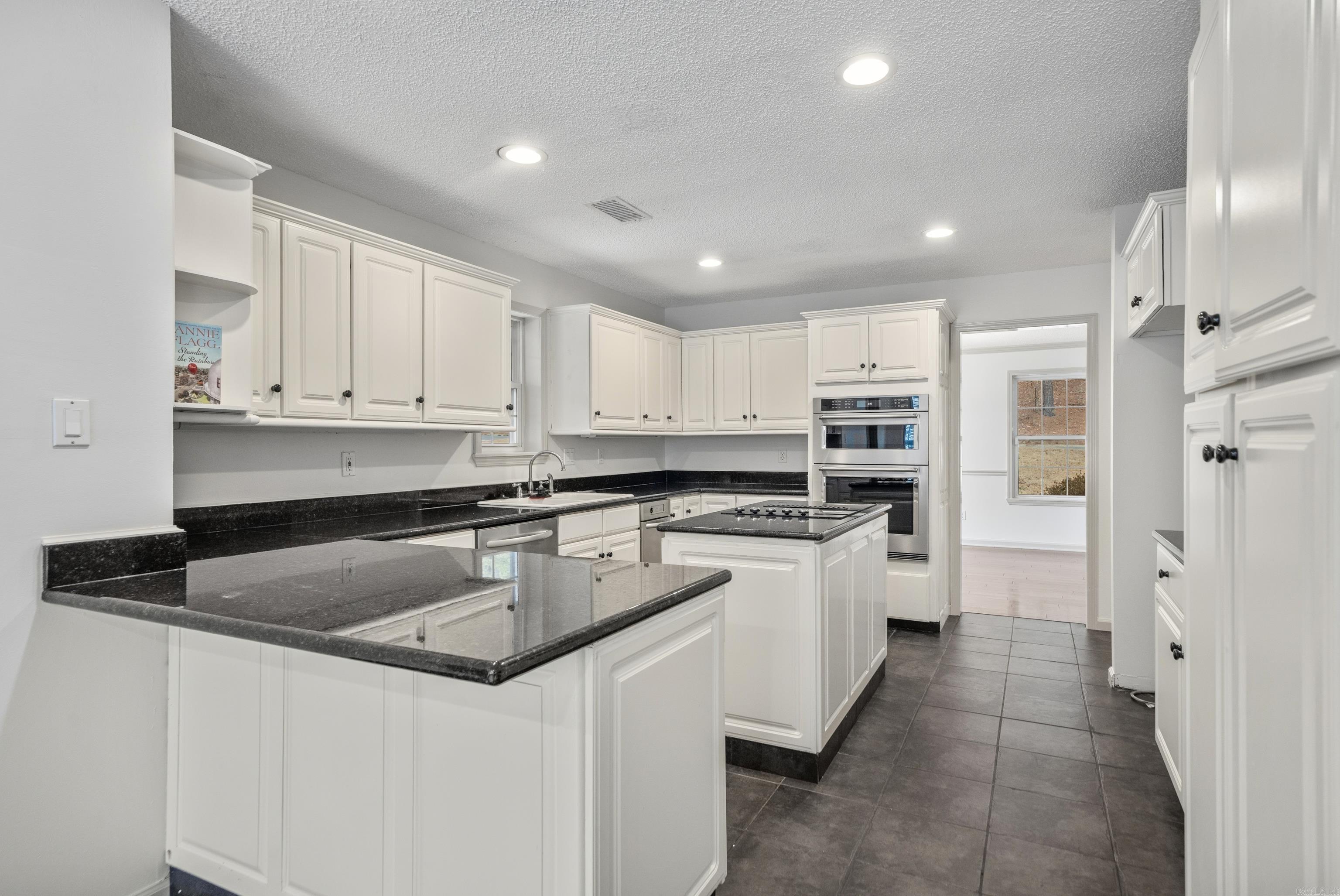 332 Quail Creek  Hot Springs, AR