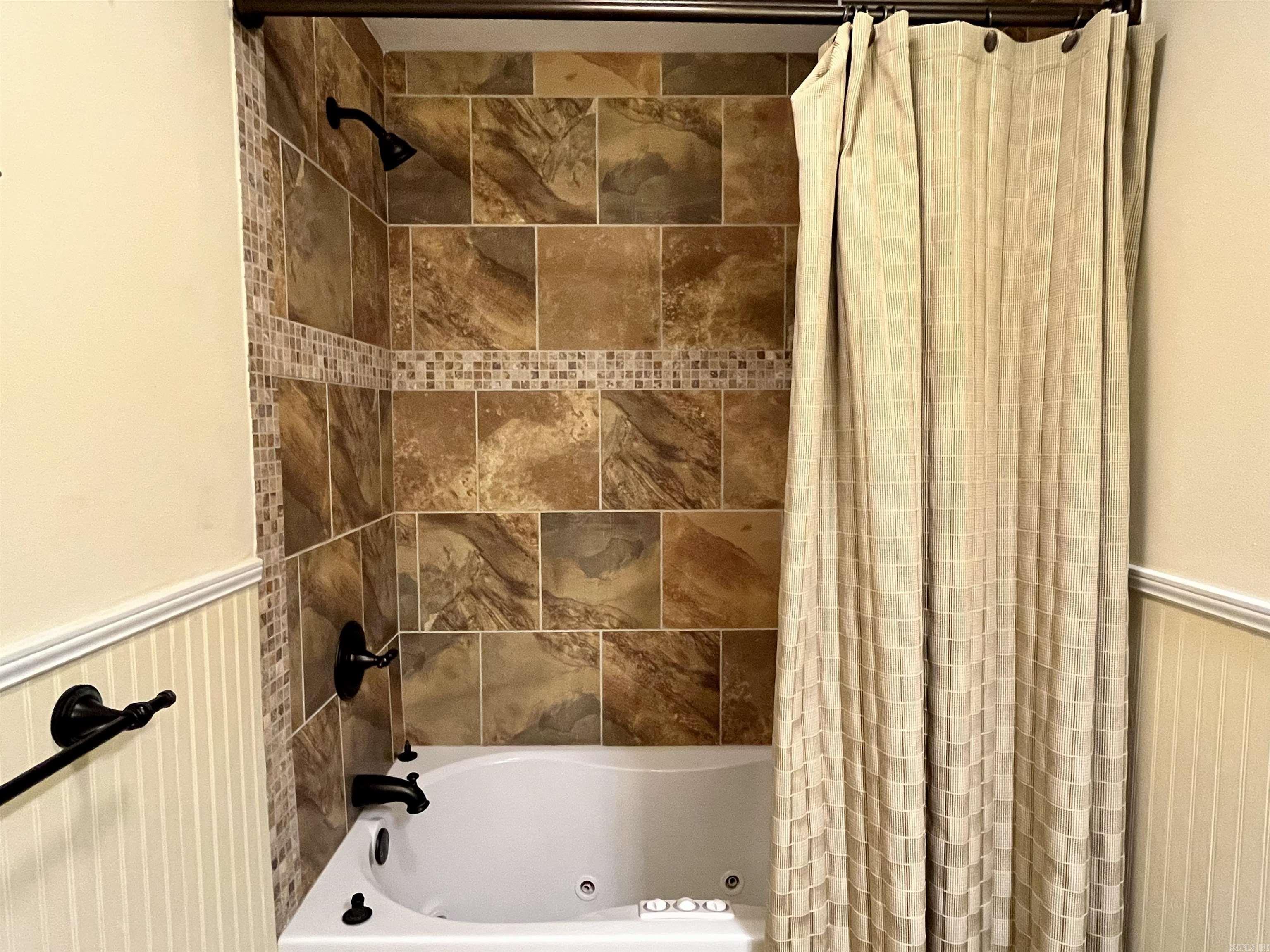 200 Pretti Point  Hot Springs, AR