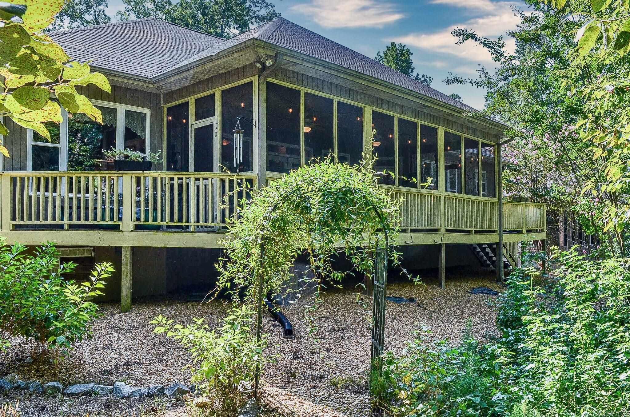 16 Sabiote Way  Hot Springs Village, AR