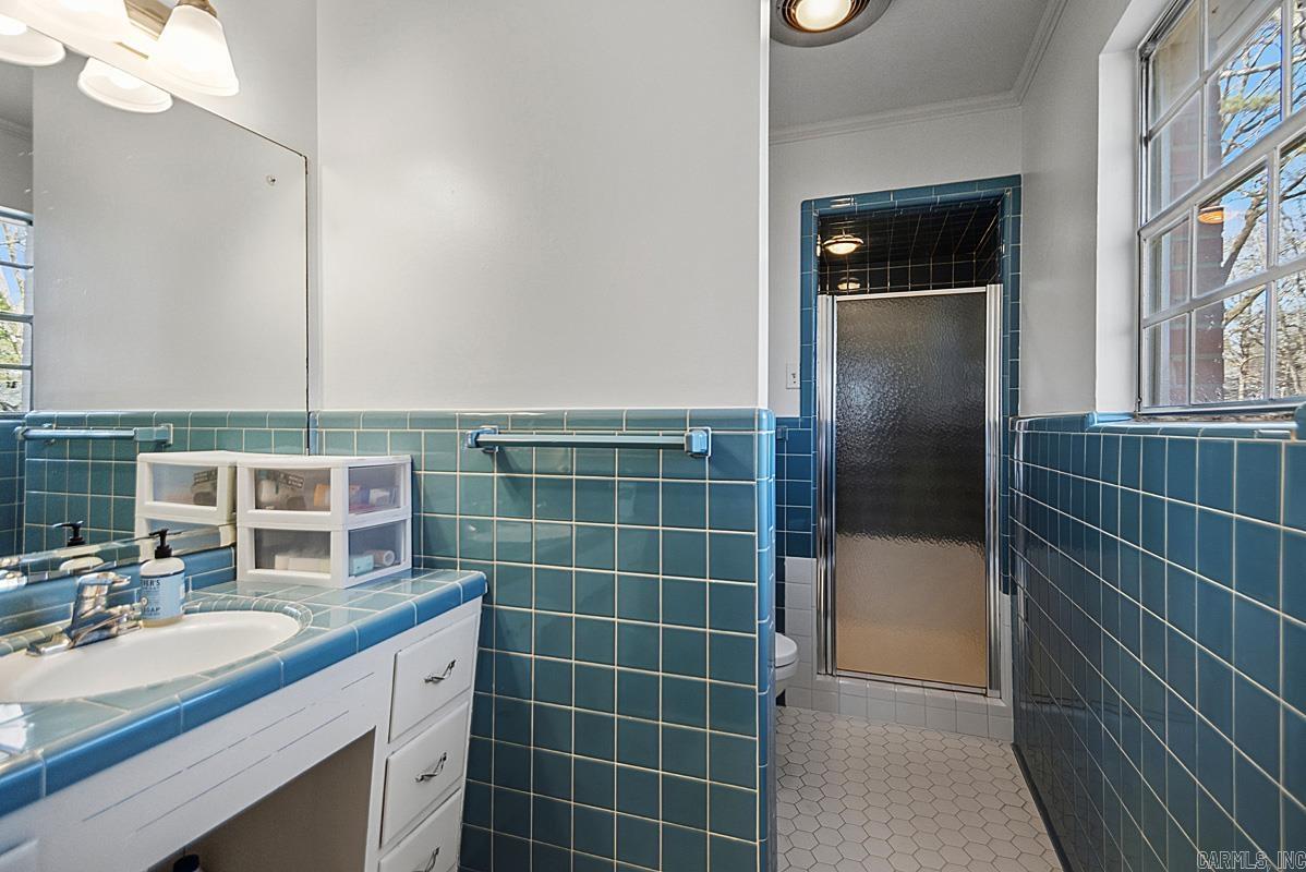 7214 H Street Little Rock, AR 72205