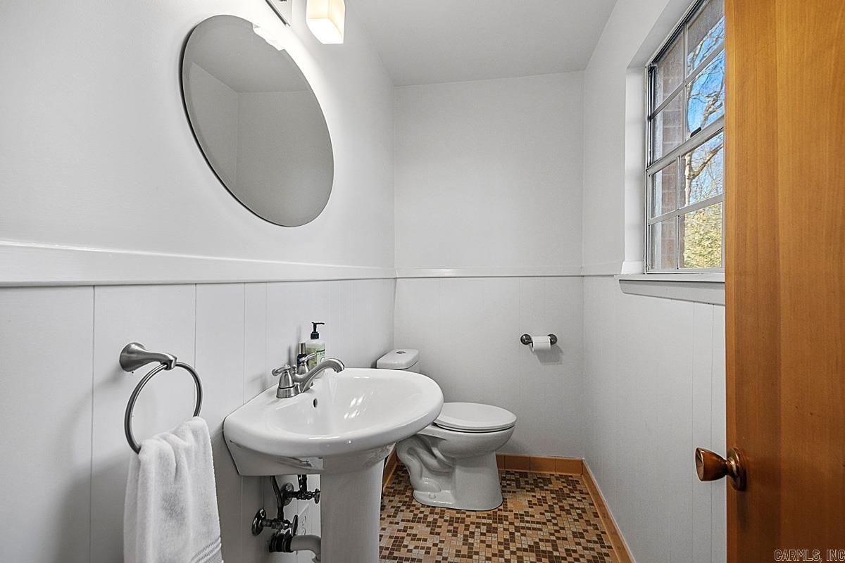 7214 H Street  Little Rock, AR