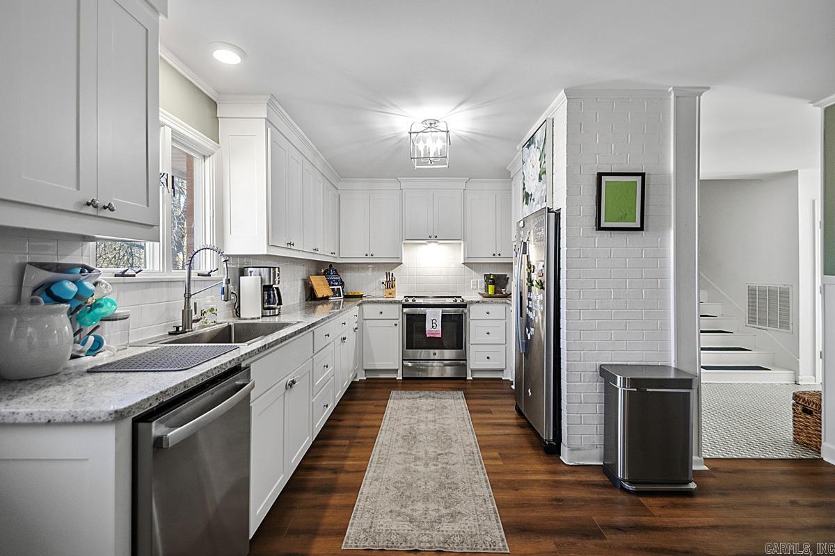 7214 H Street Little Rock, AR 72205