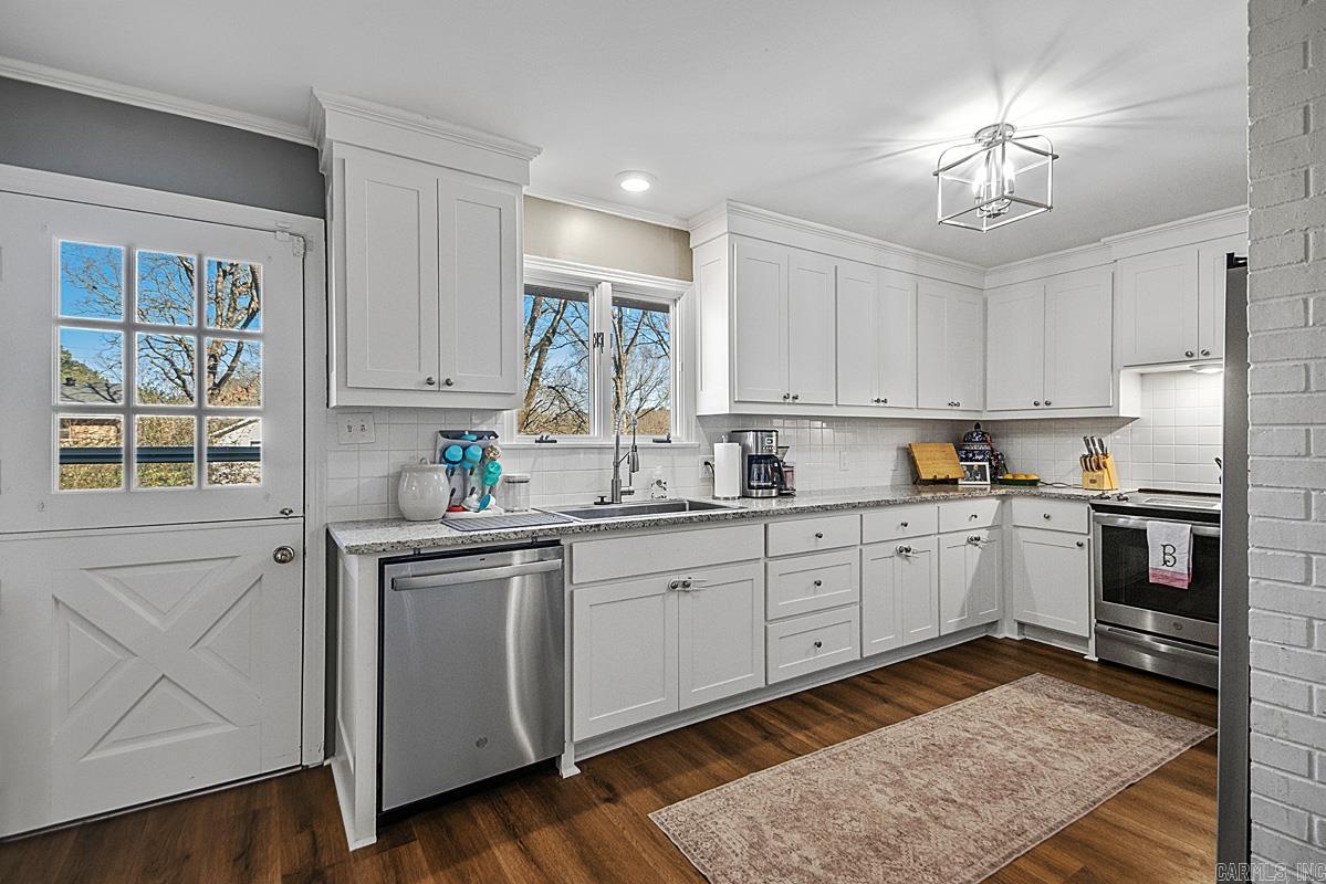 7214 H Street Little Rock, AR 72205