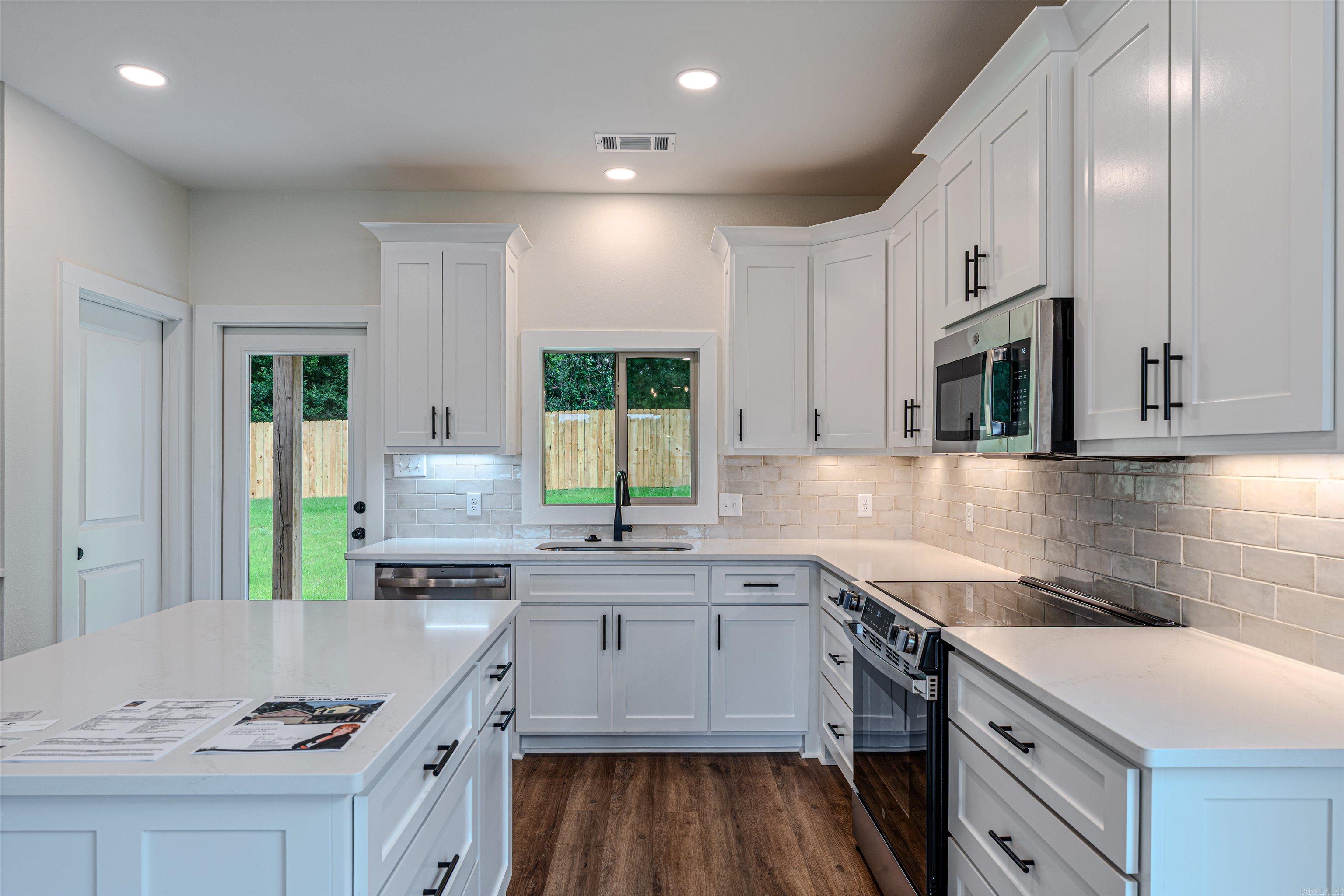 1120 Grand Teton  Benton, AR