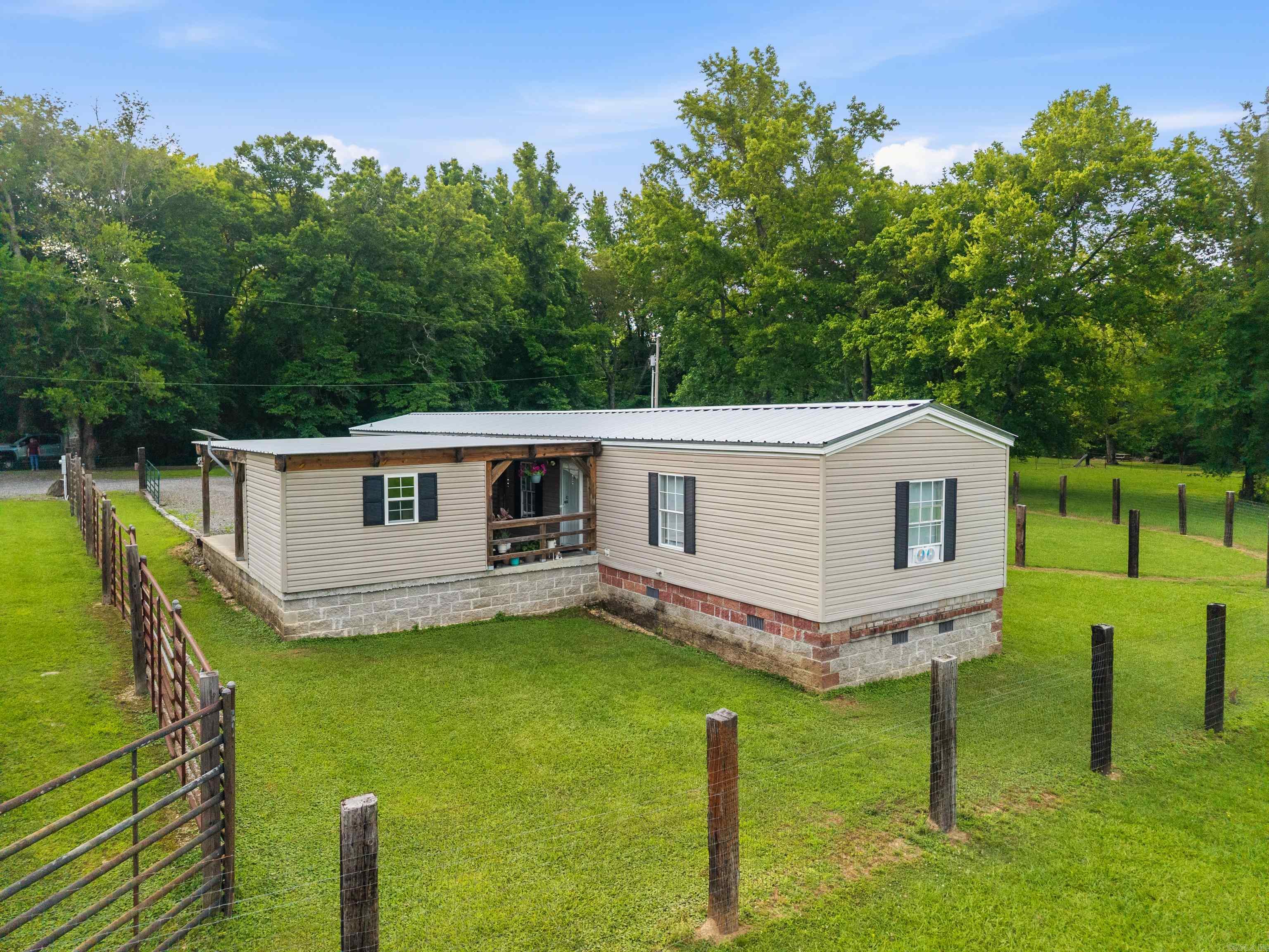 468 ROCKDALE ROAD  Hot Springs, AR