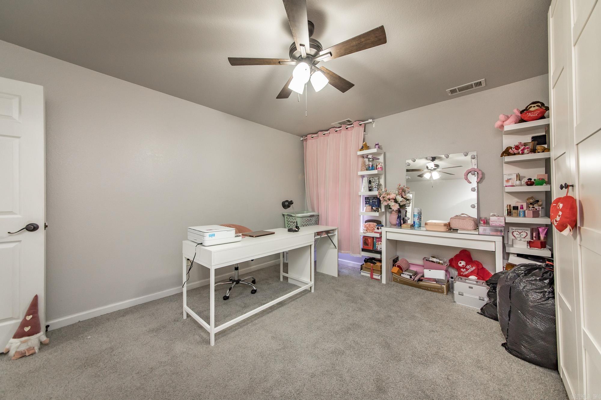 105 Earnhardt Cir  Cabot, AR