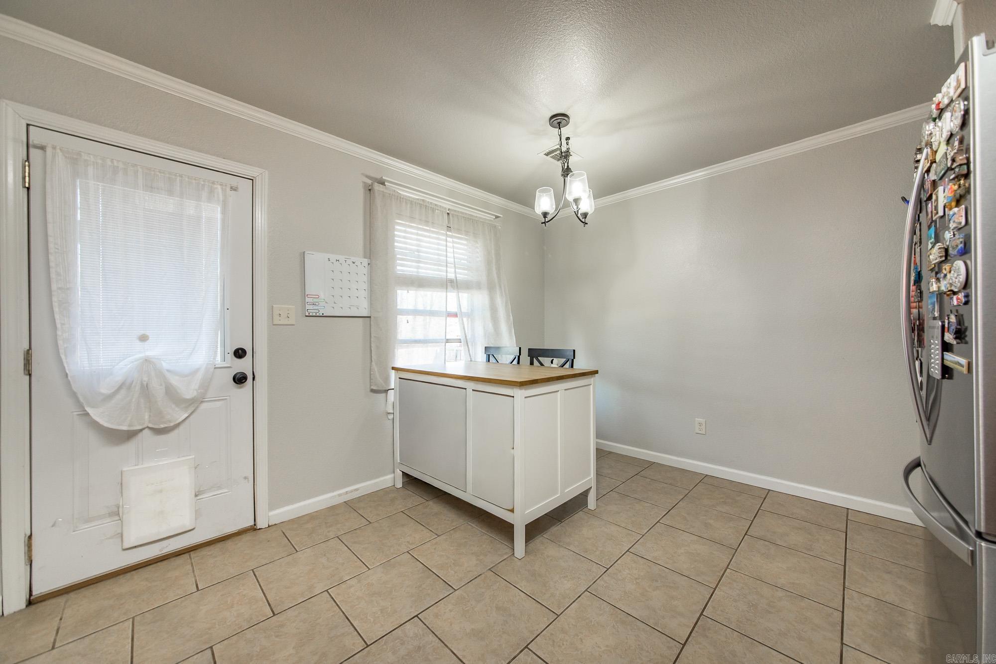 105 Earnhardt Cir  Cabot, AR