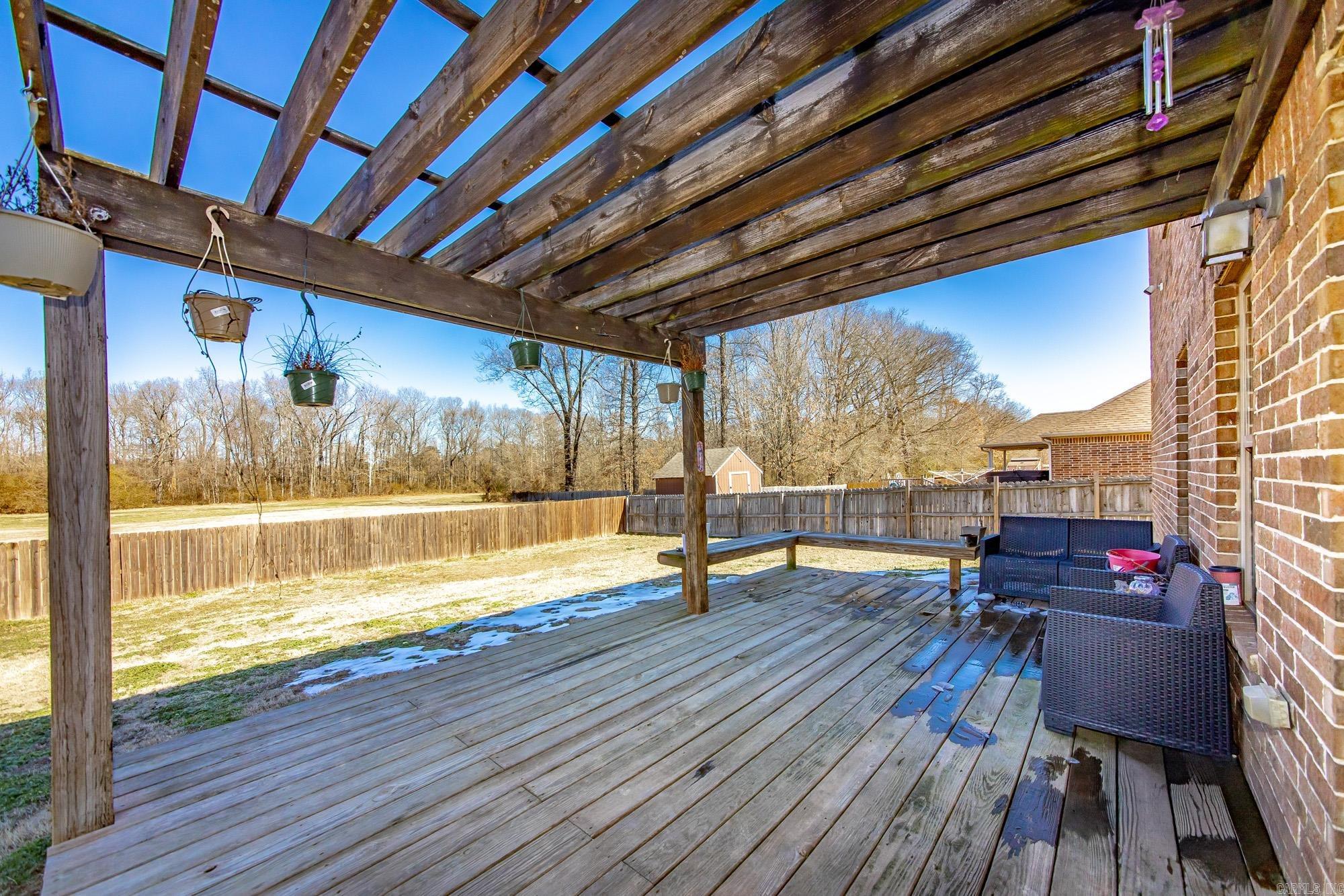 105 Earnhardt Cir  Cabot, AR