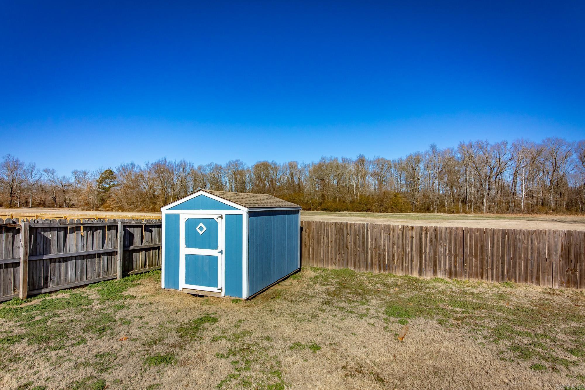 105 Earnhardt Cir  Cabot, AR