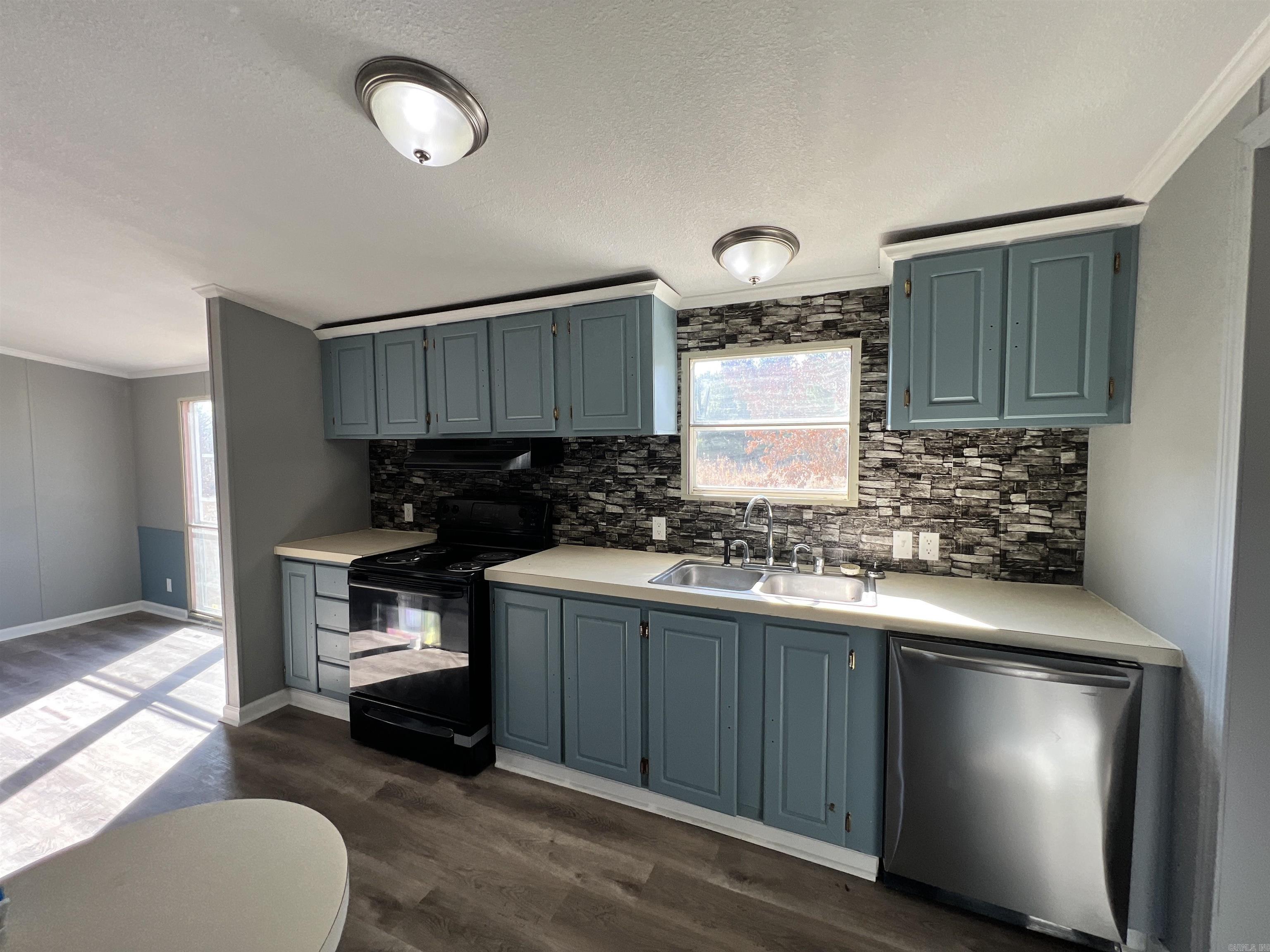 460 Adler  Star City, AR