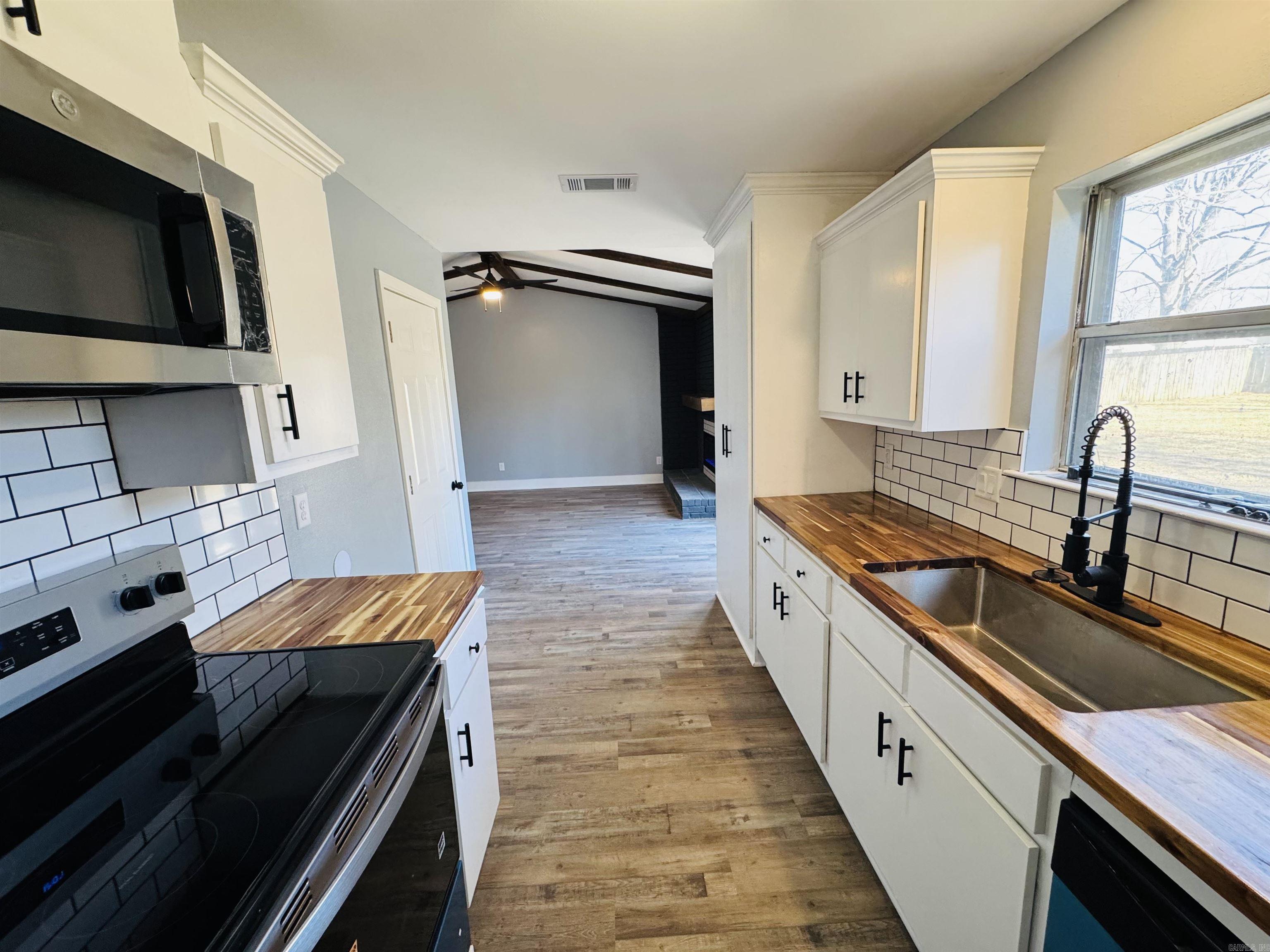 51 Meadowlark  Cabot, AR