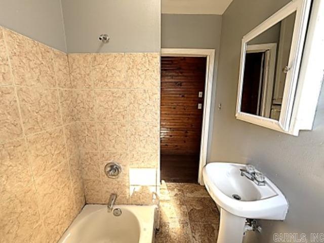 9023 W 33rd  Little Rock, AR