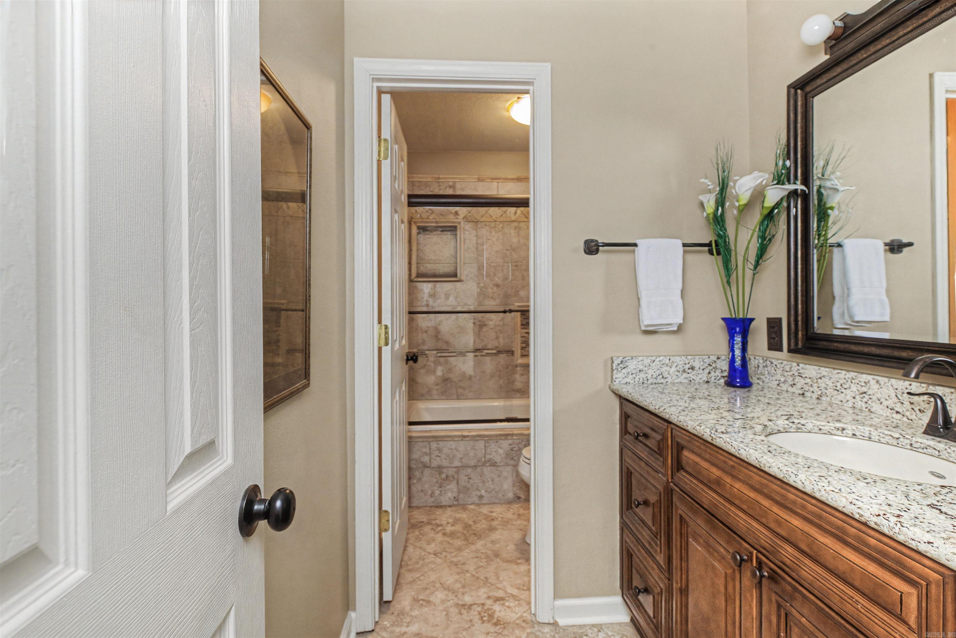 5 Par  Pine Bluff, AR