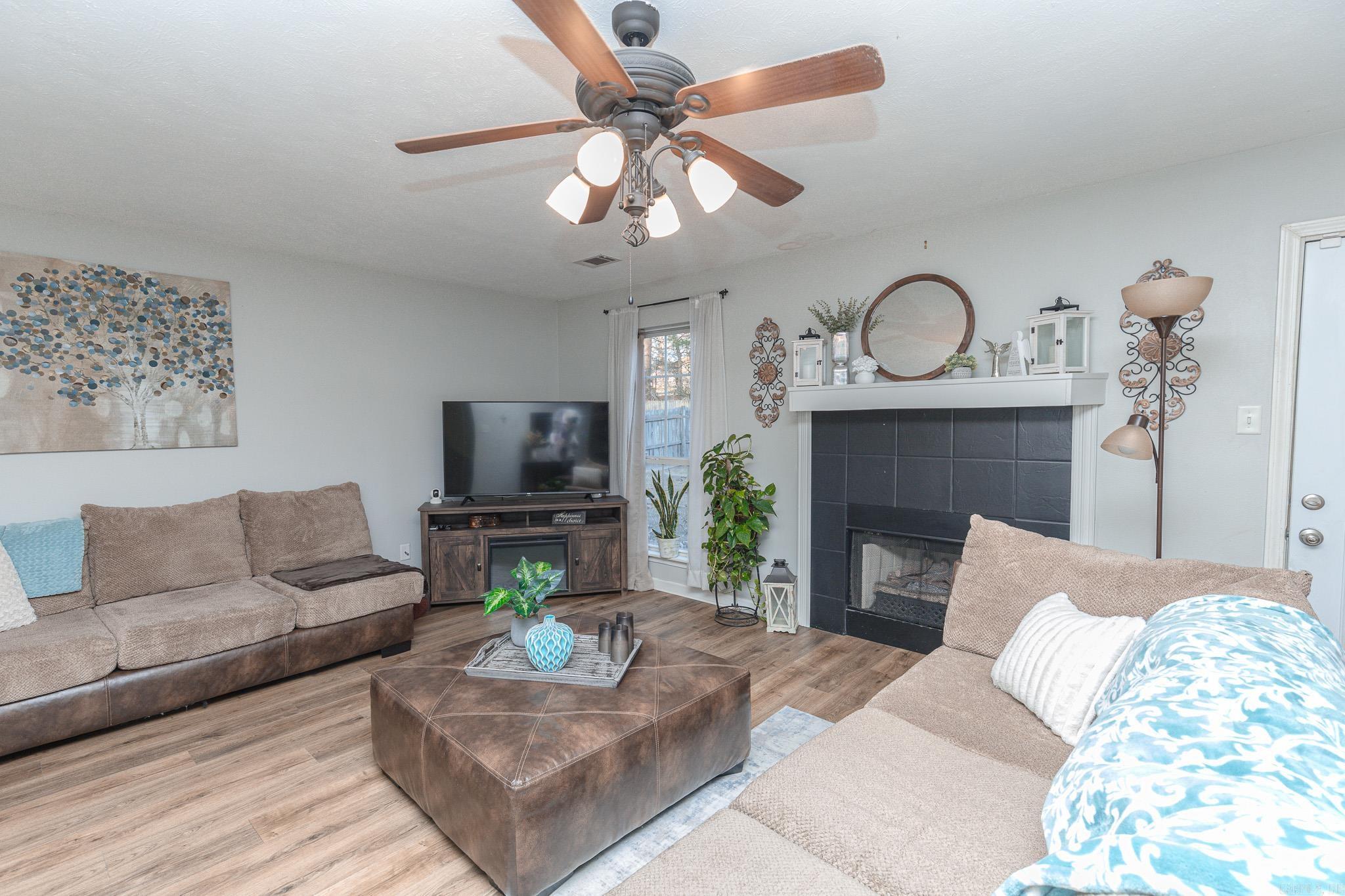 816 Coral Cove  Benton, AR