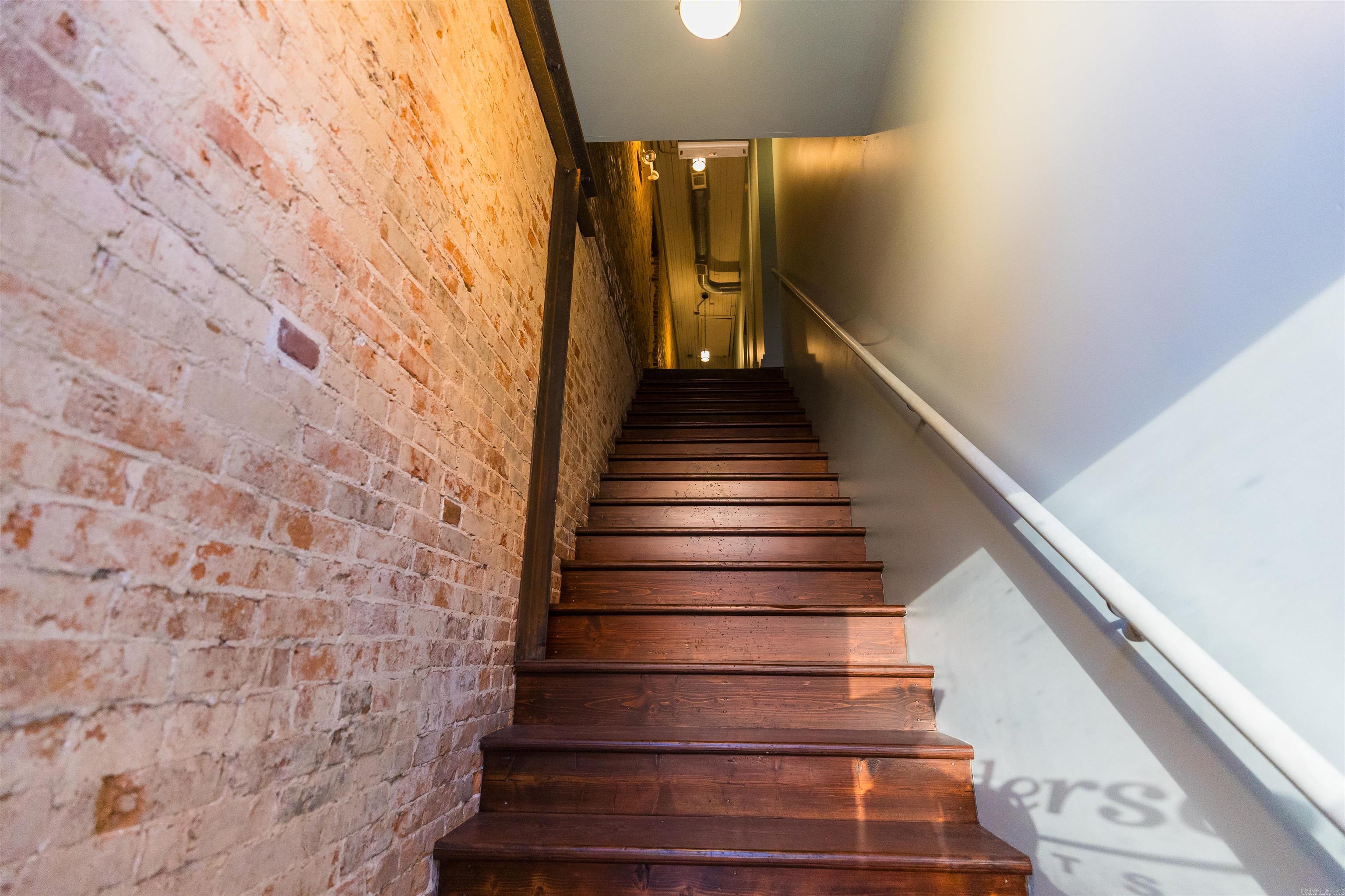 241 S Main Jonesboro, AR 72401