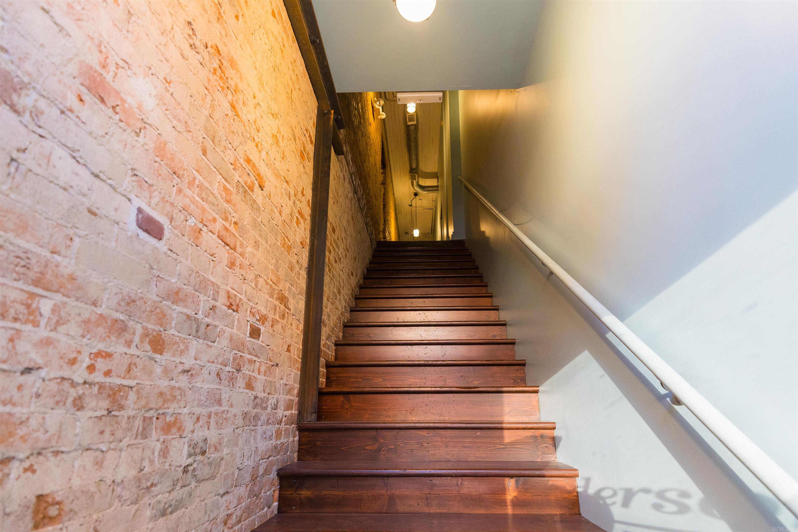 241 S Main Jonesboro, AR 72401