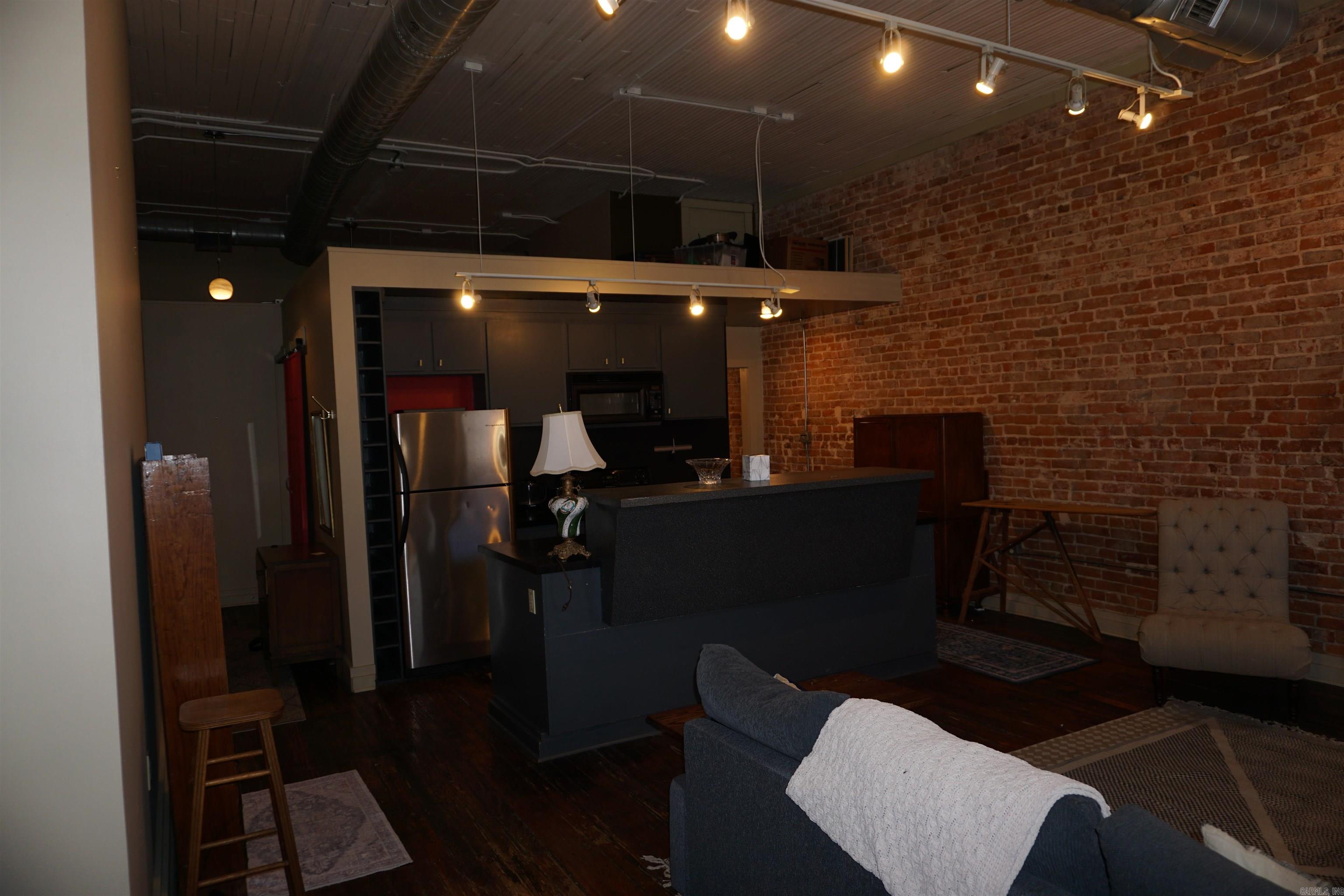 241 S Main  Jonesboro, AR