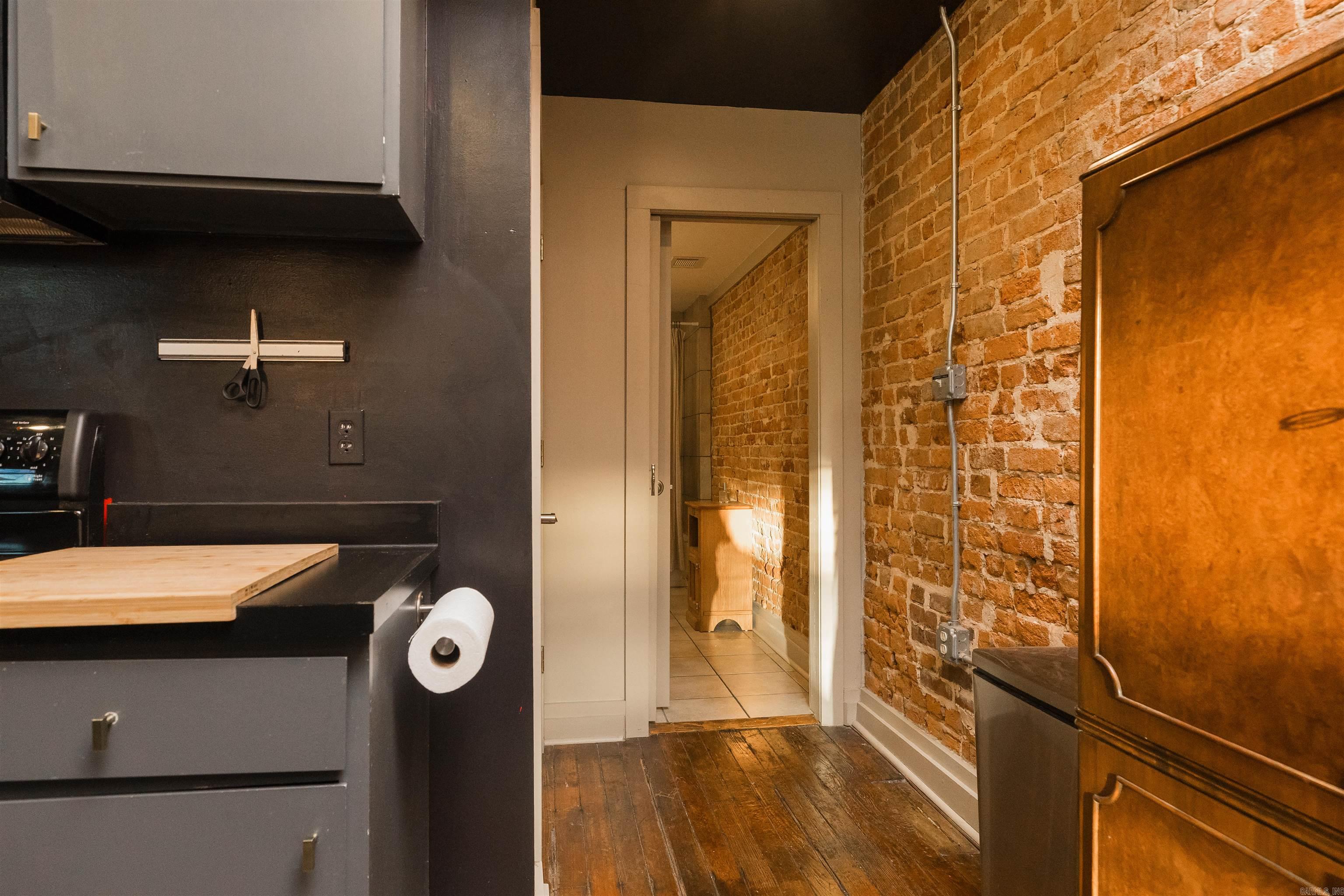 241 S Main Jonesboro, AR 72401