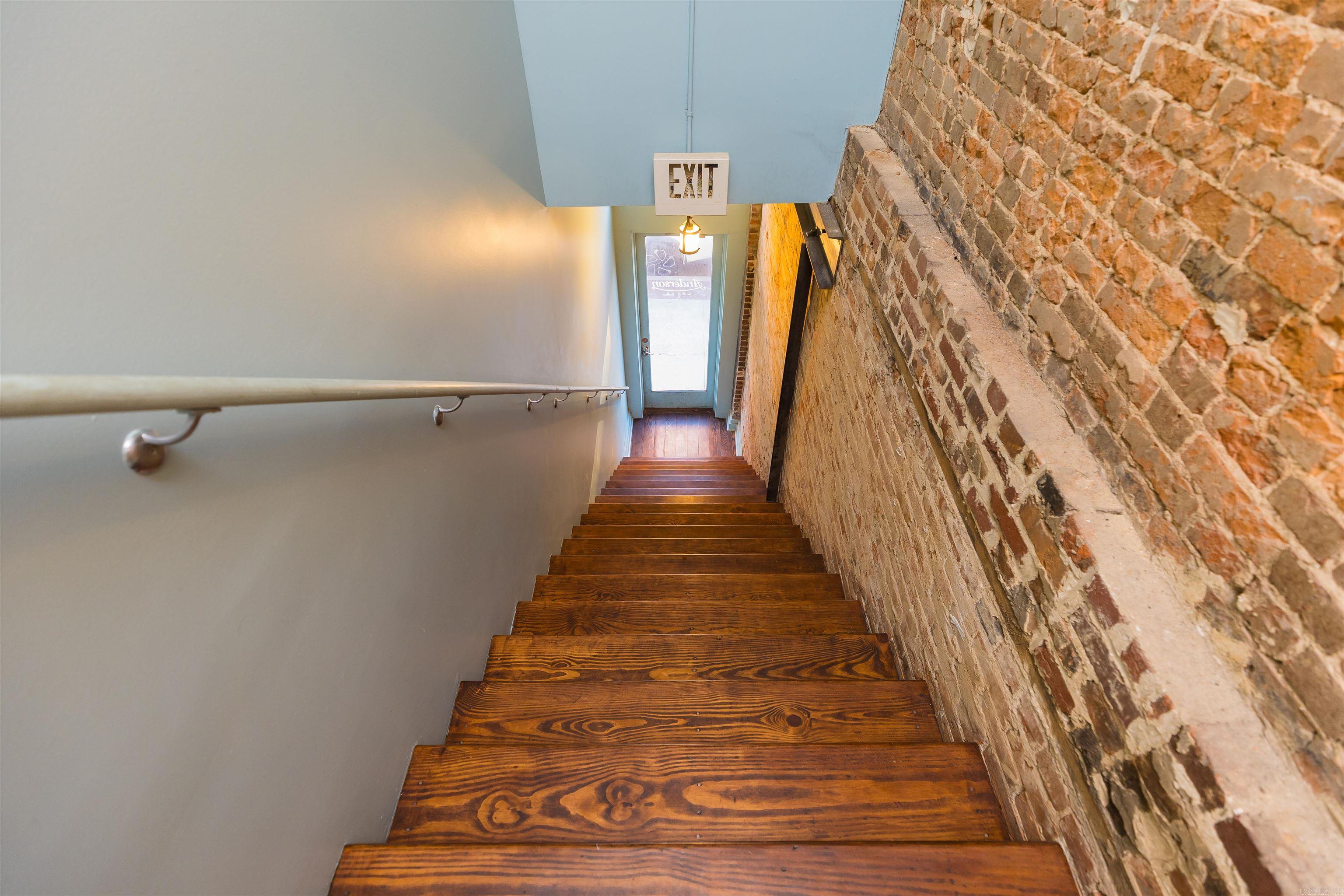 241 S Main Jonesboro, AR 72401