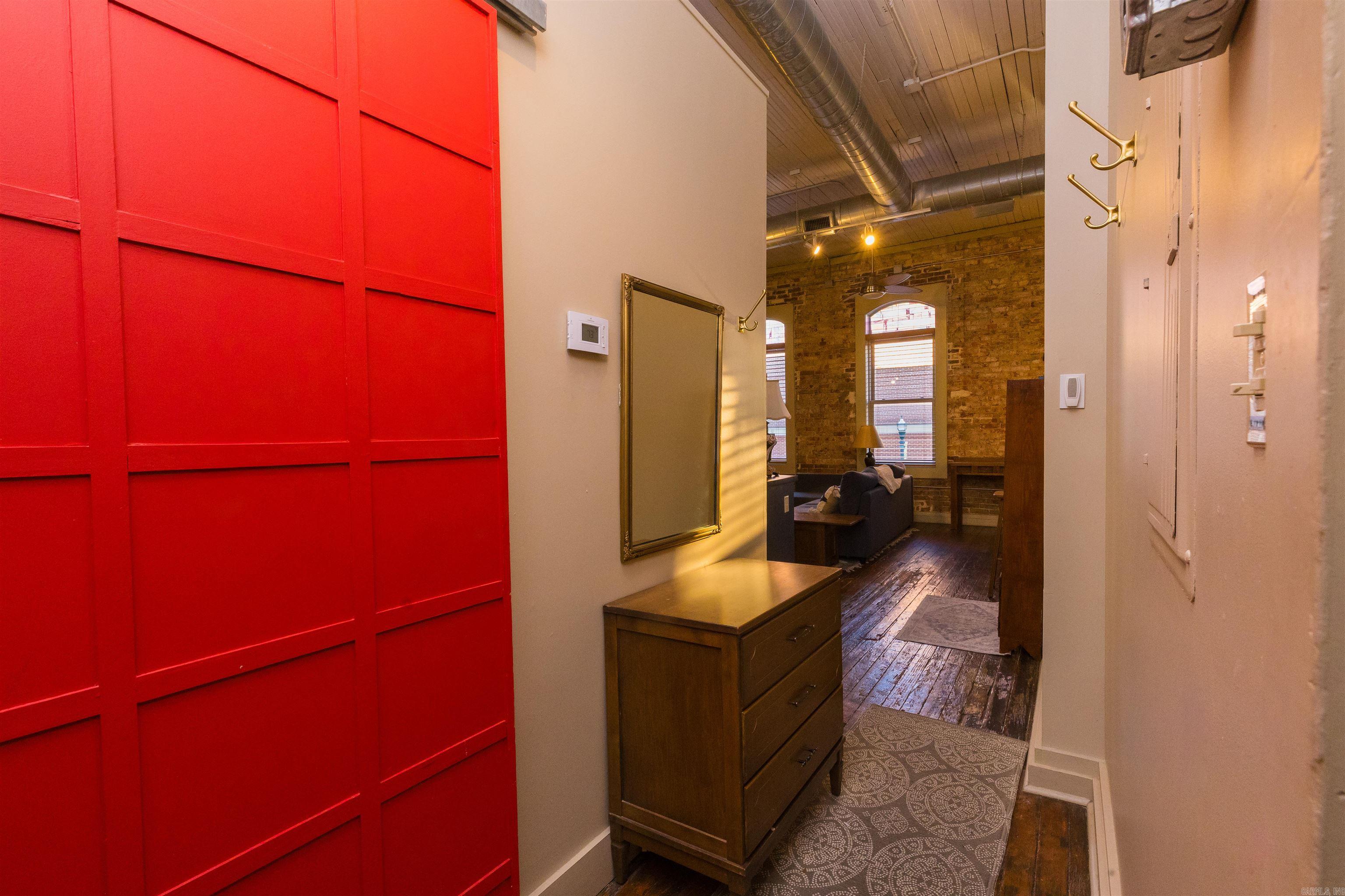 241 S Main Jonesboro, AR 72401