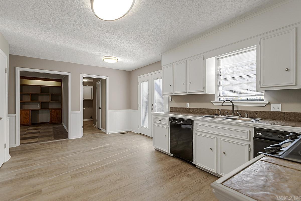 1 Rose  Sheridan, AR