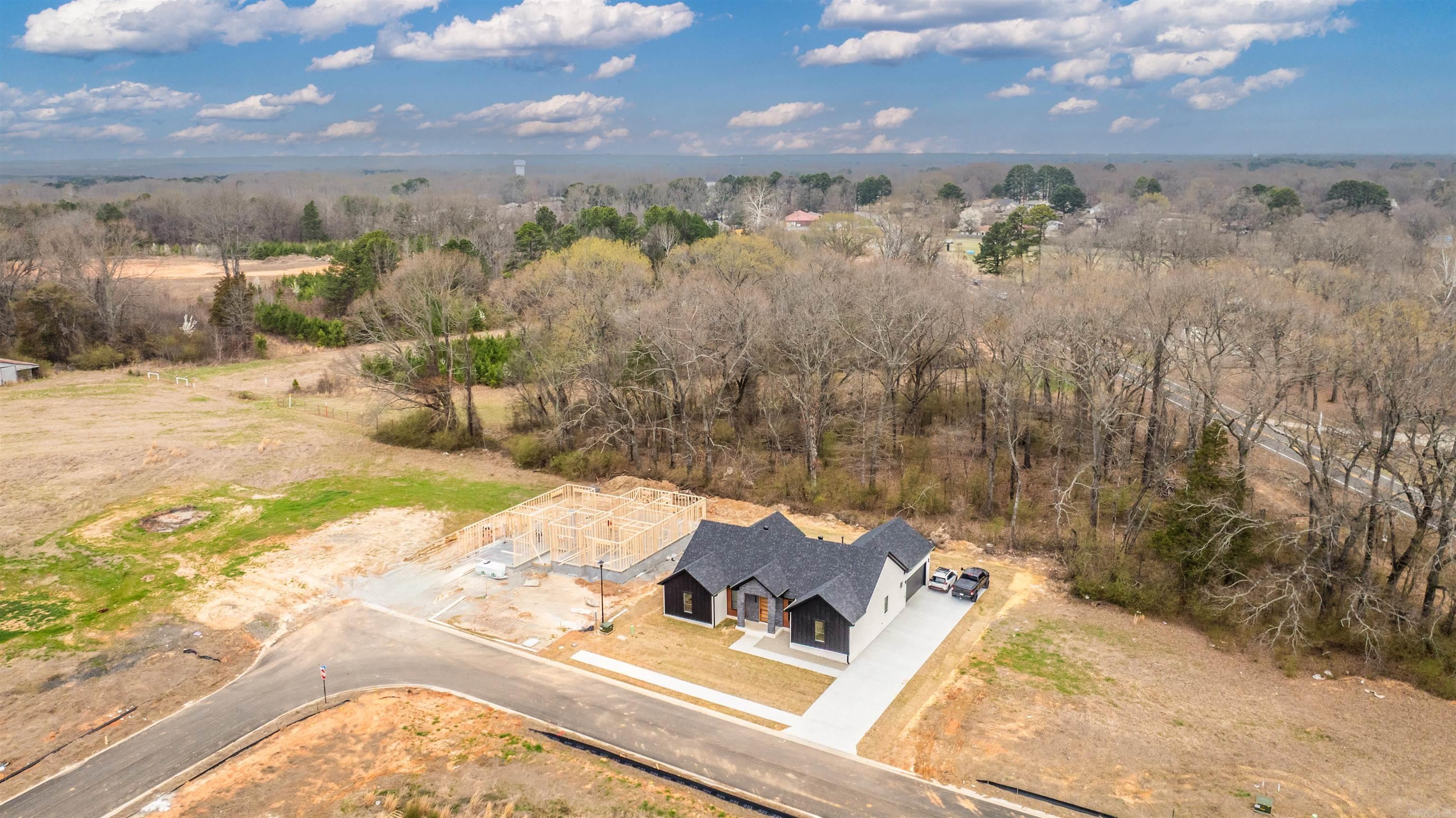 16 Avondale Road Cabot, AR 72023