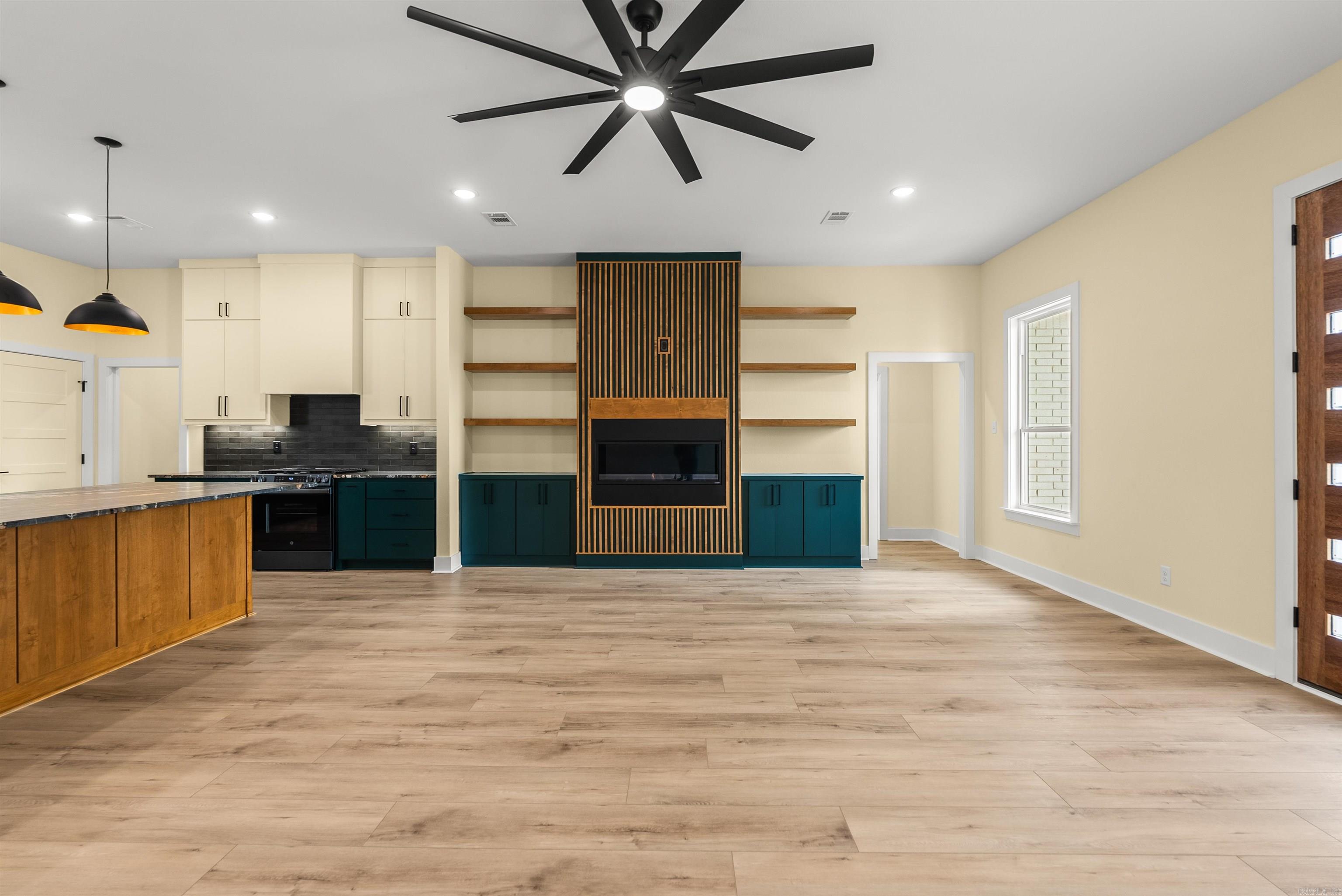 16 Avondale Road Cabot, AR 72023