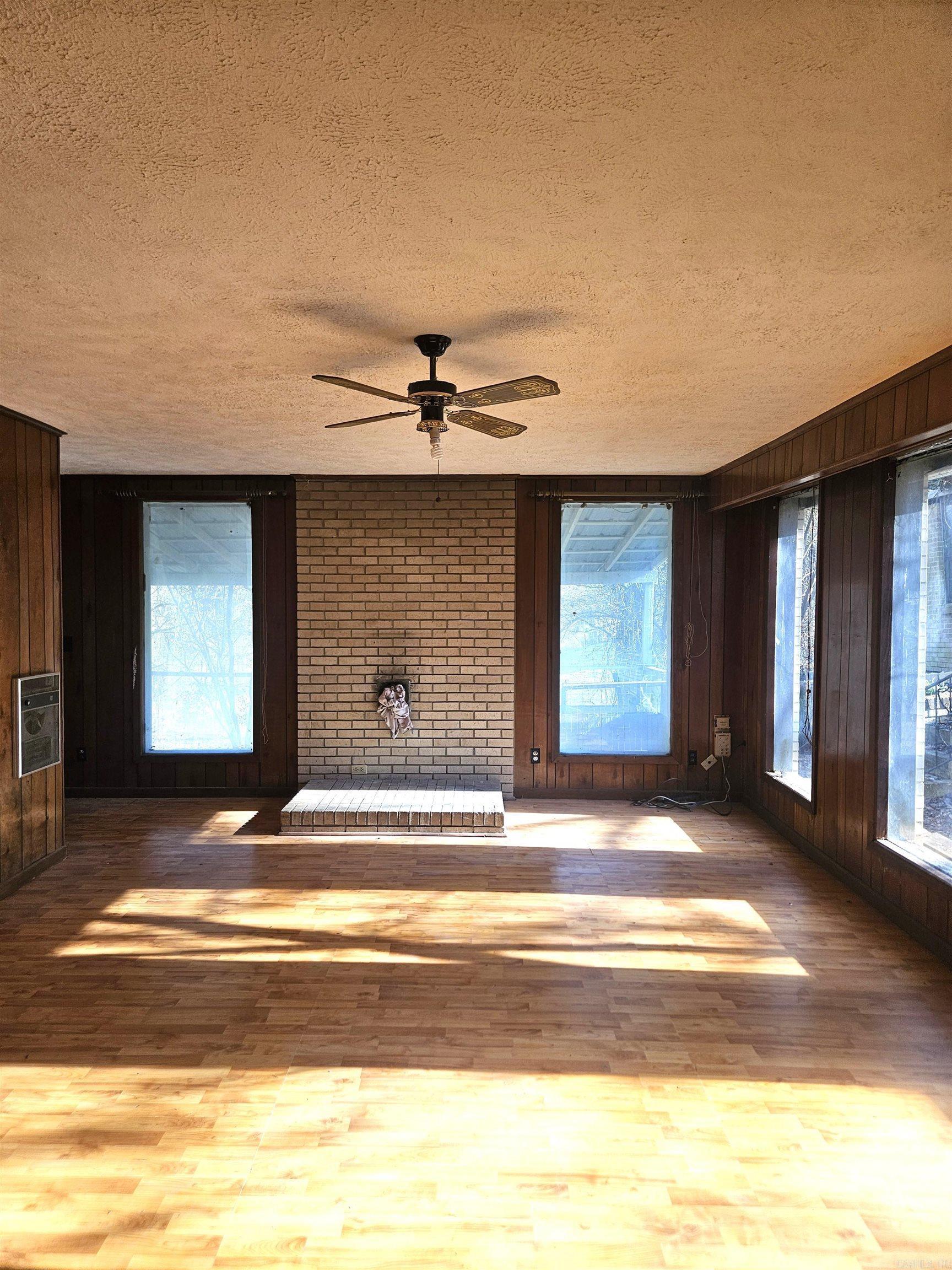 247 Southlake  Saratoga, AR