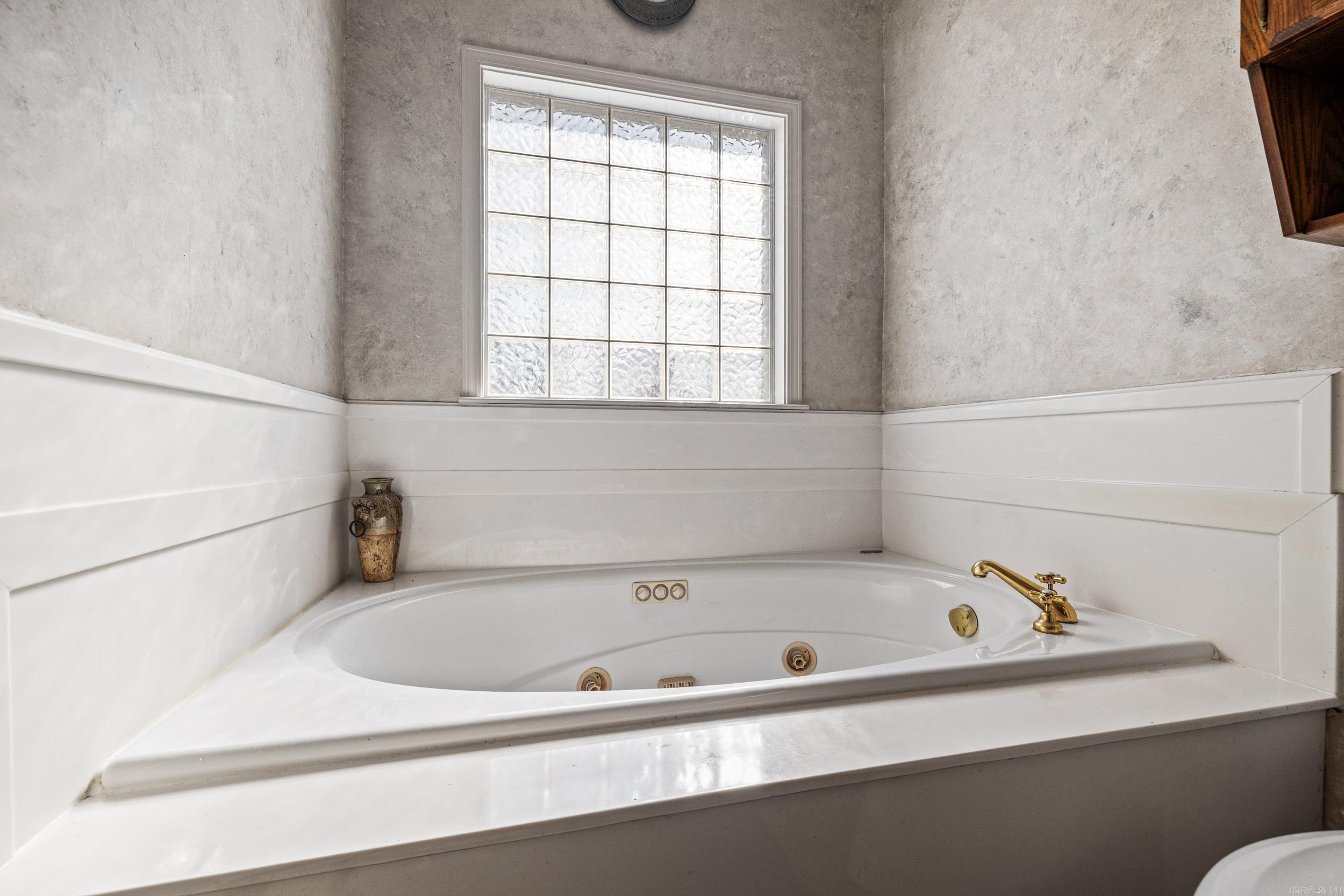 15 Castle Heights  Cabot, AR