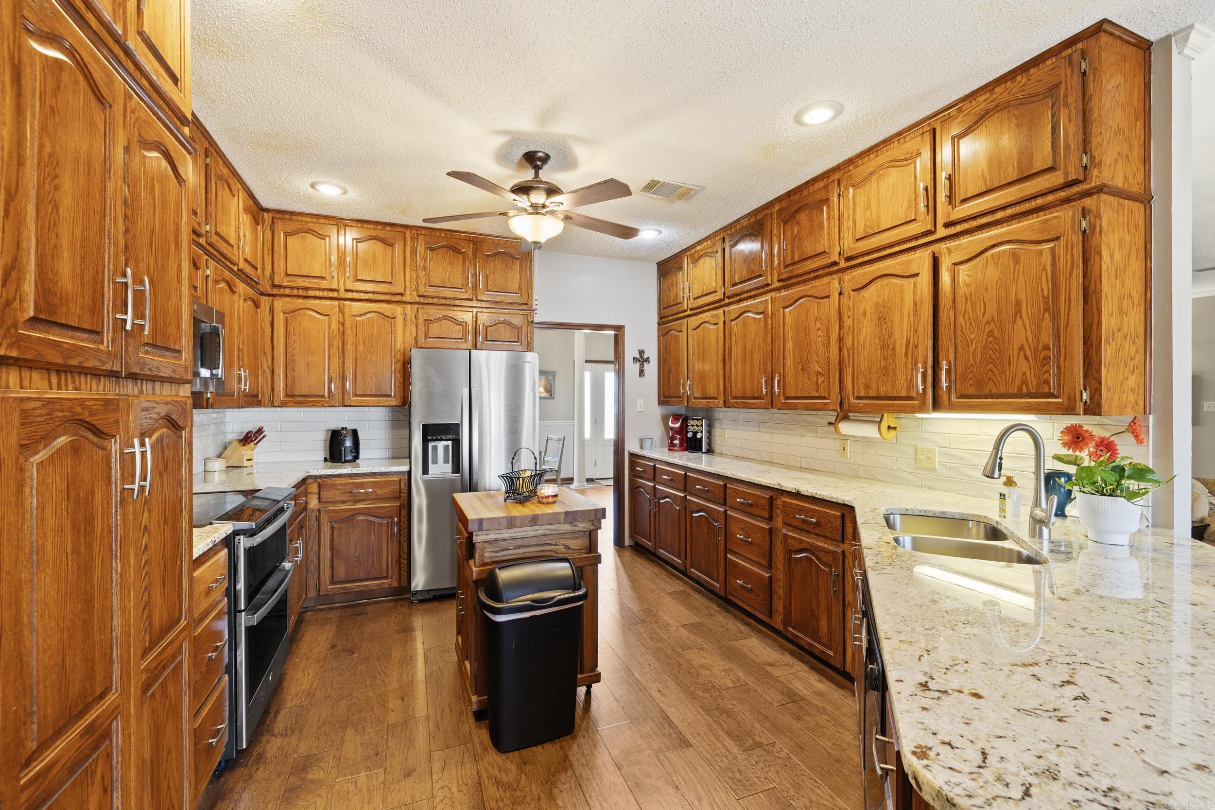 15 Castle Heights  Cabot, AR