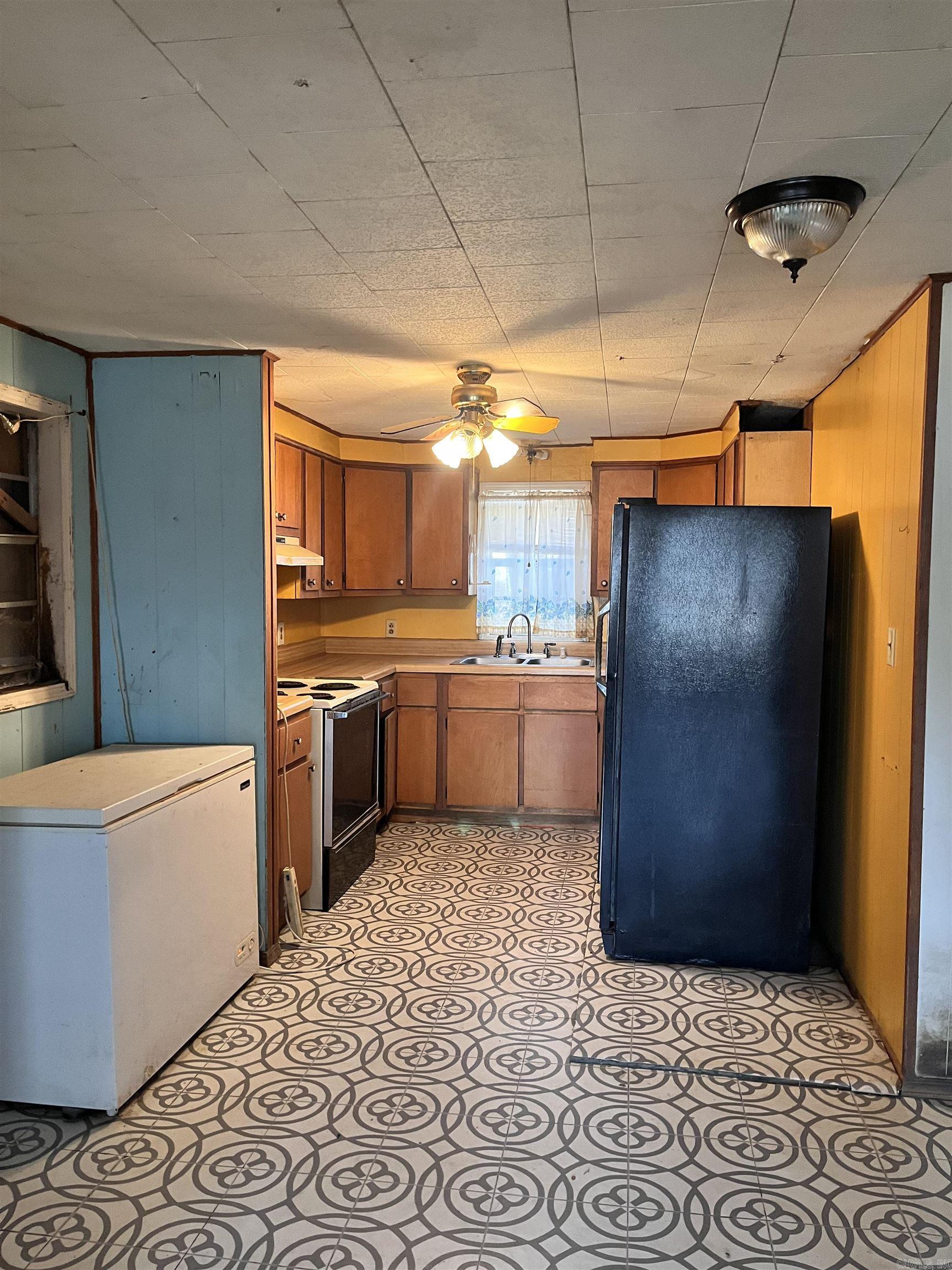 705 S 6th Avenue  Paragould, AR