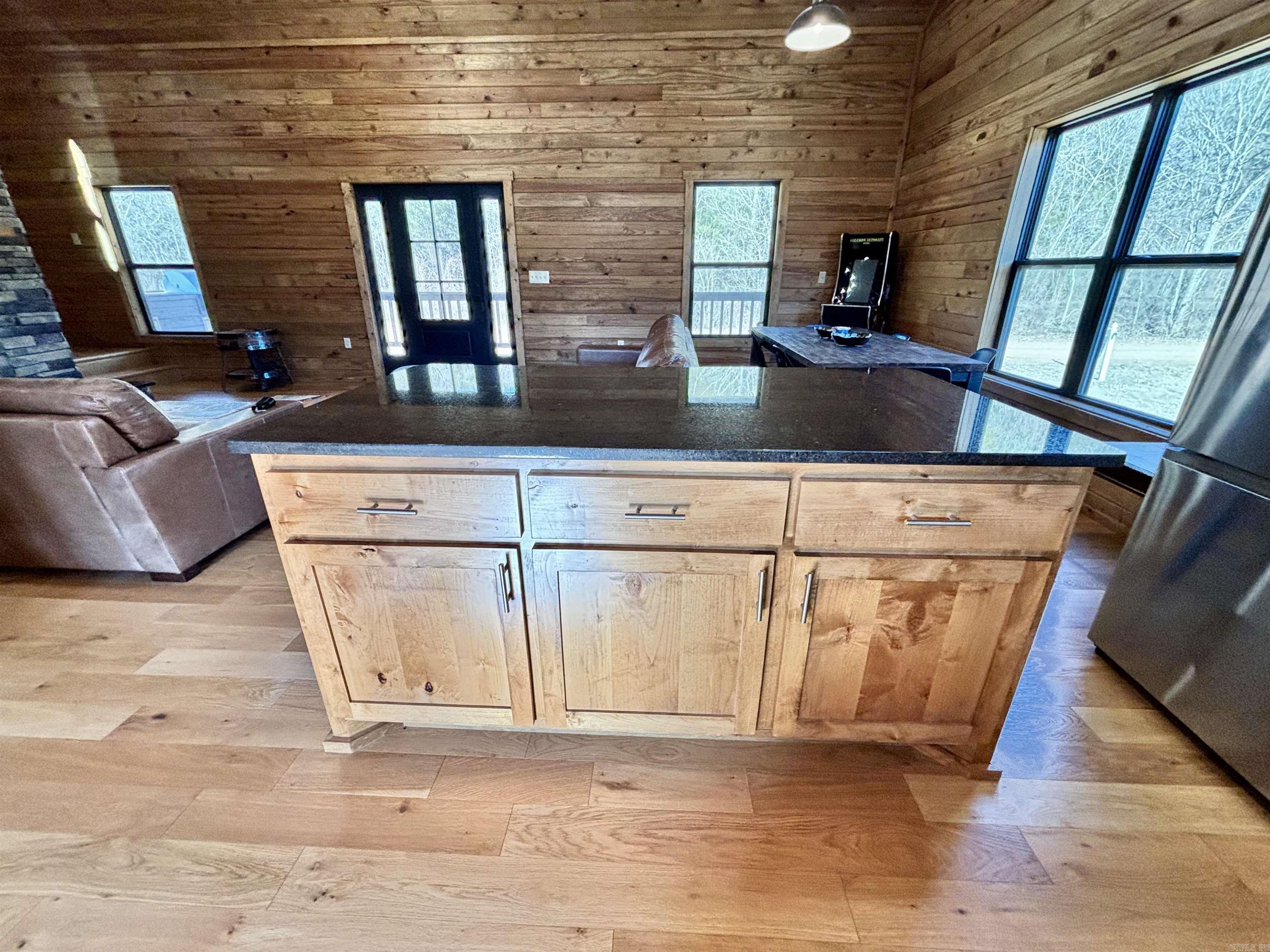 3780 River  Guion, AR