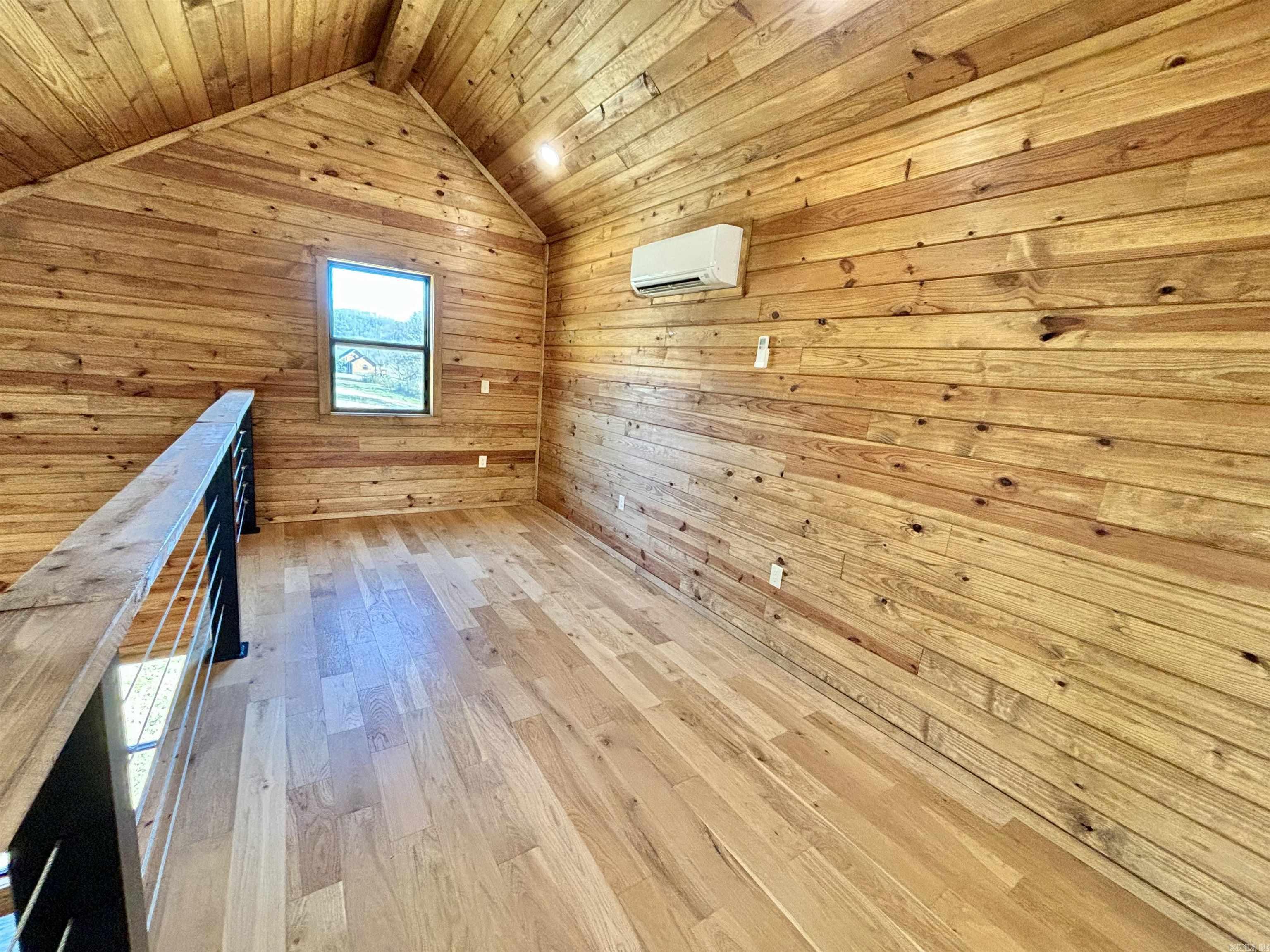 3780 River  Guion, AR