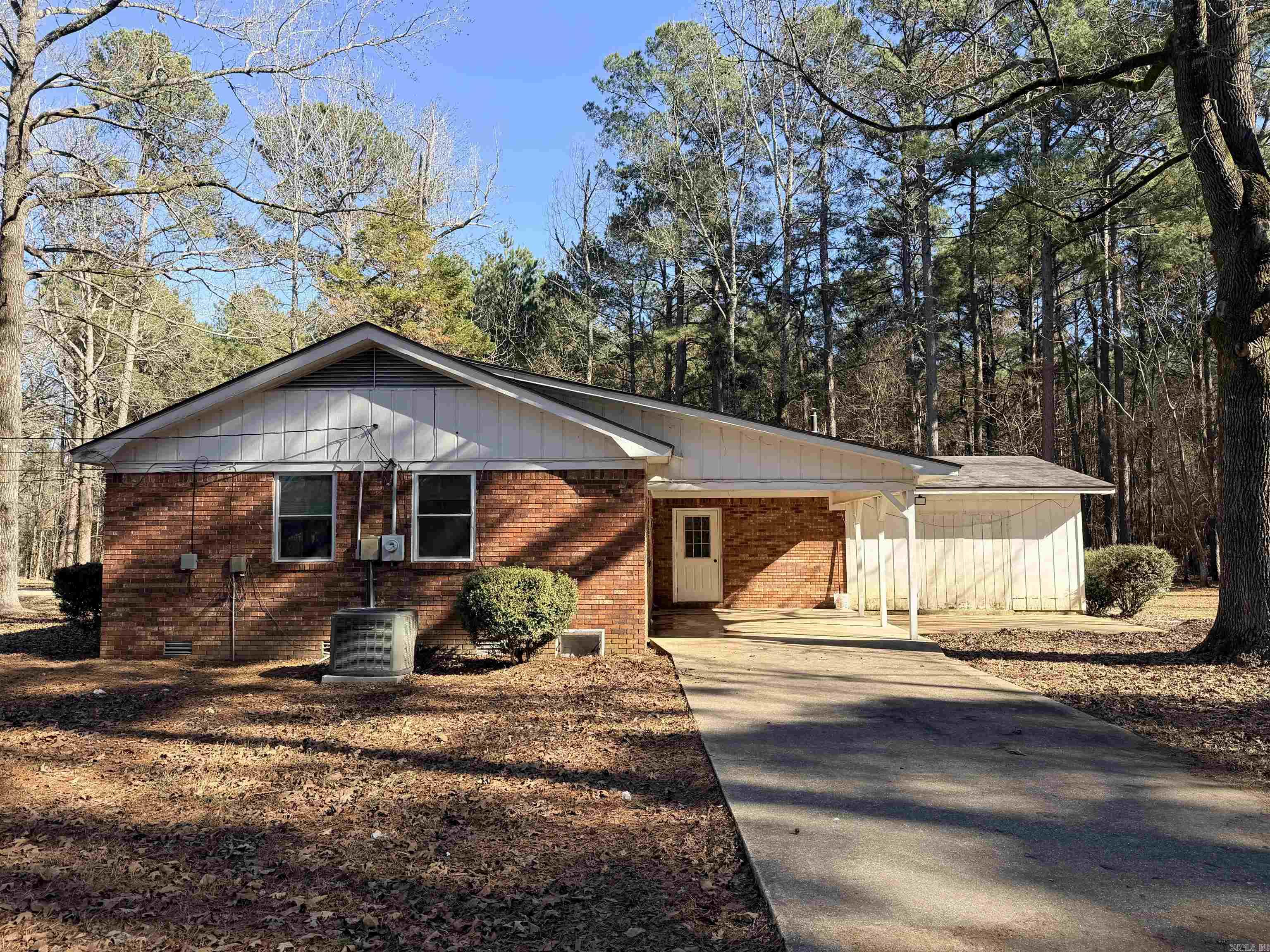 186 E Pierce St  Crossett, AR