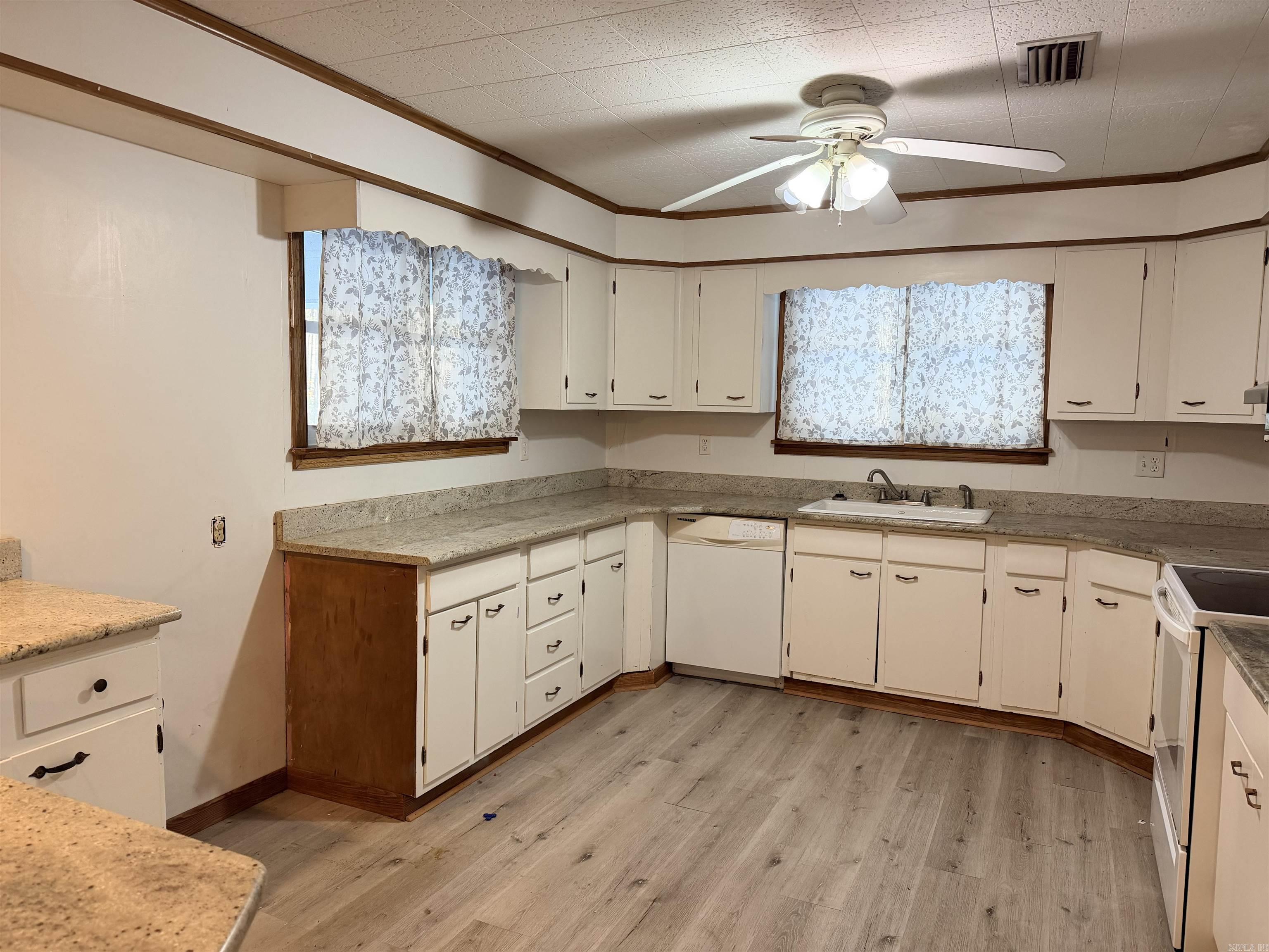 186 E Pierce St  Crossett, AR