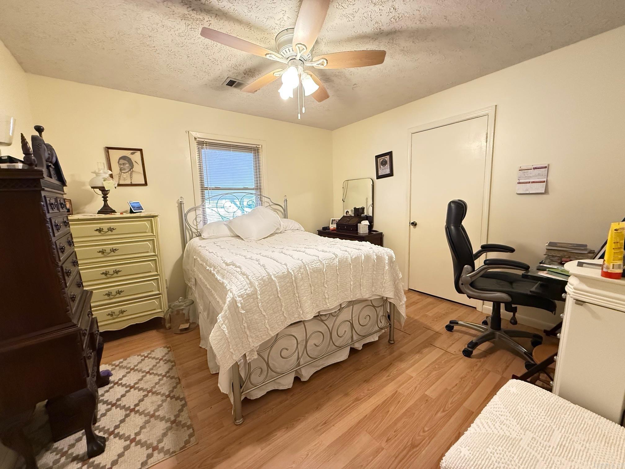 715 Jason Street  Clinton, AR