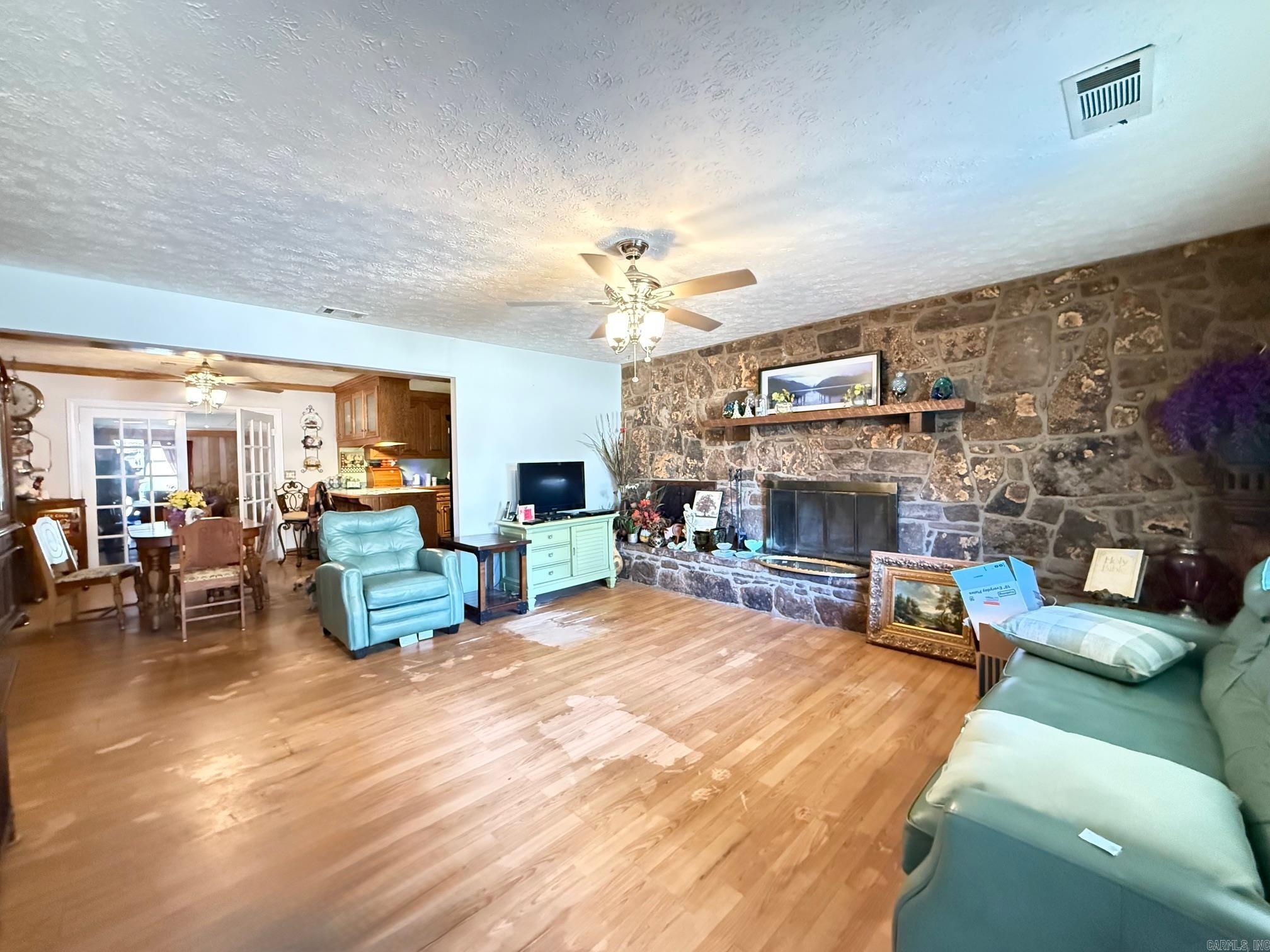 715 Jason Street  Clinton, AR