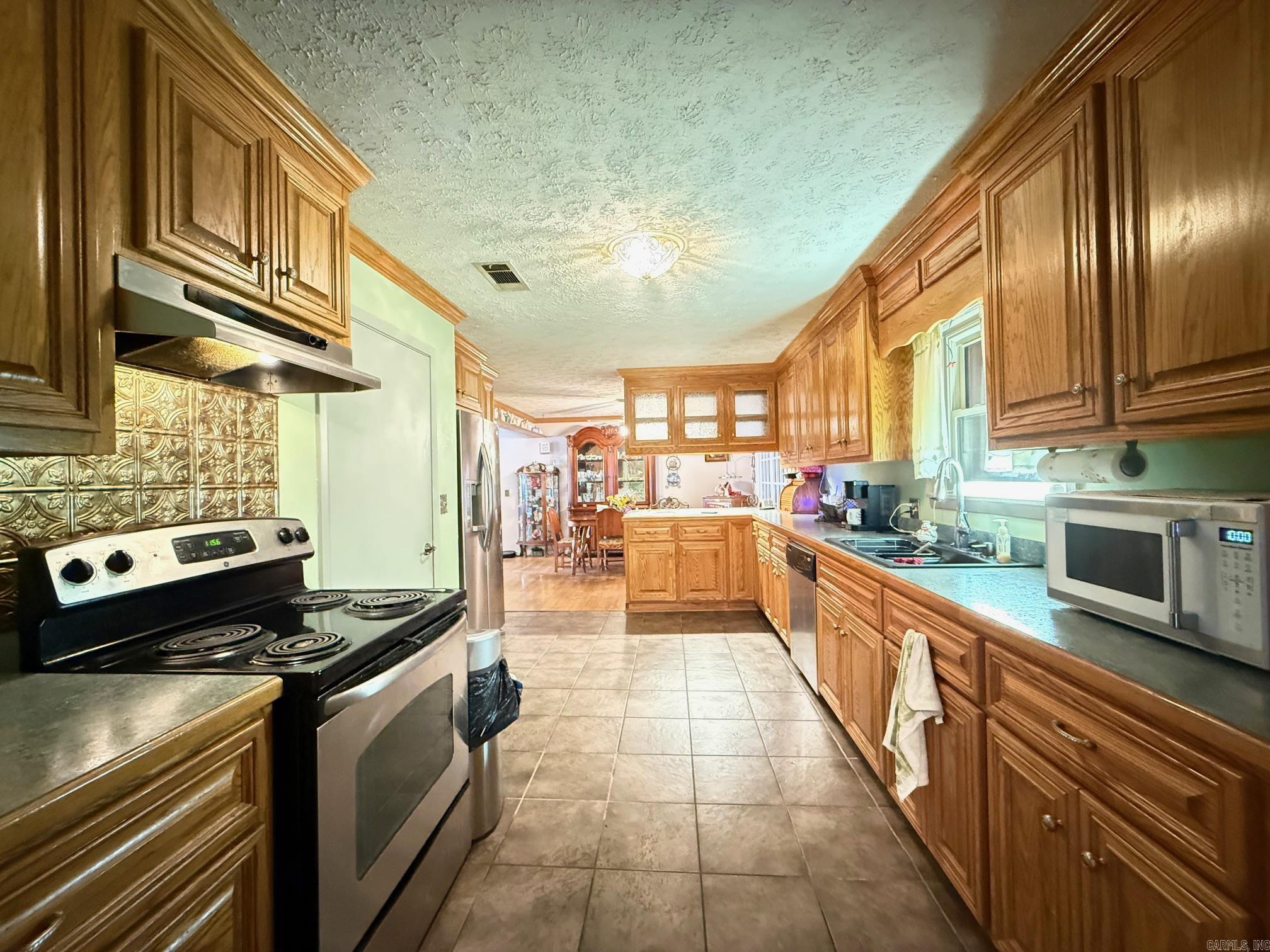 715 Jason Street  Clinton, AR