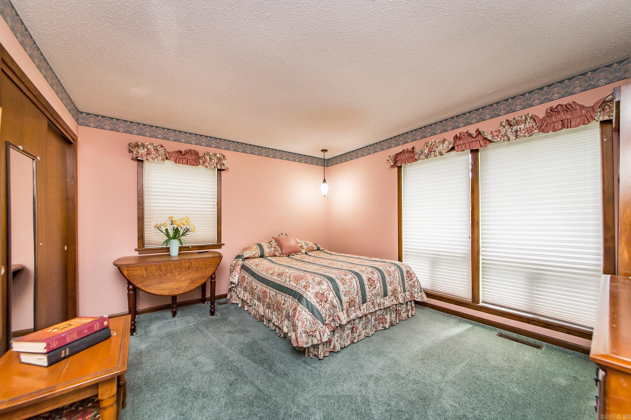 234 Pine Hill  Fairfield Bay, AR