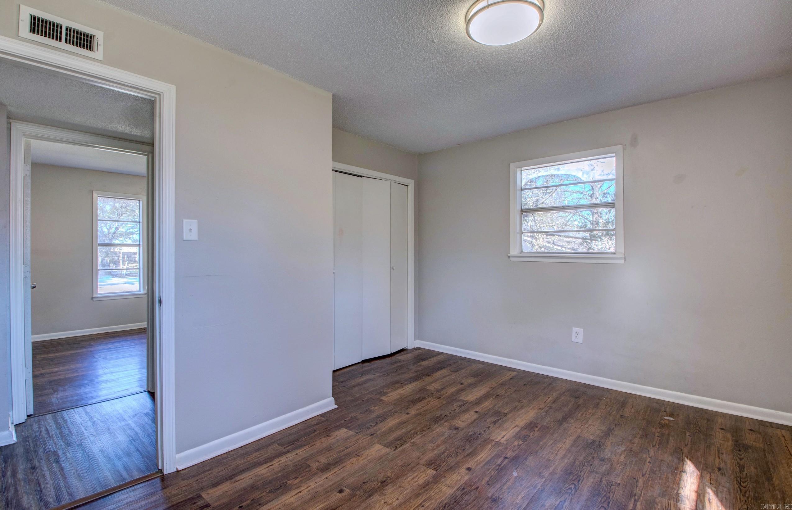 710 N Pine  Searcy, AR