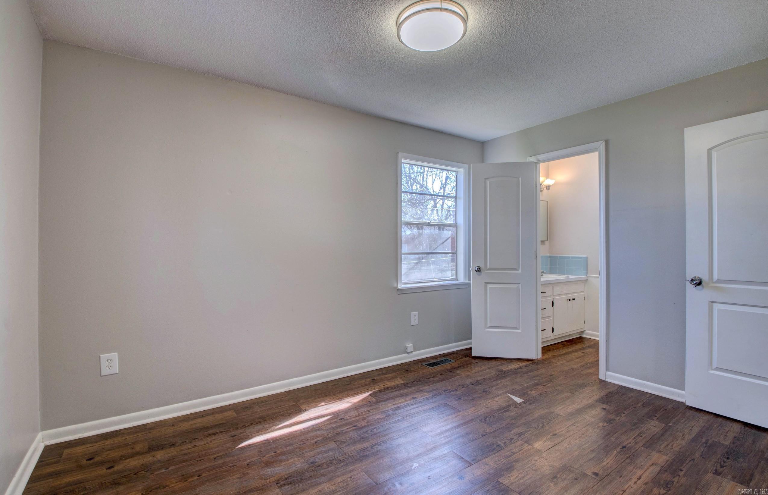 710 N Pine  Searcy, AR