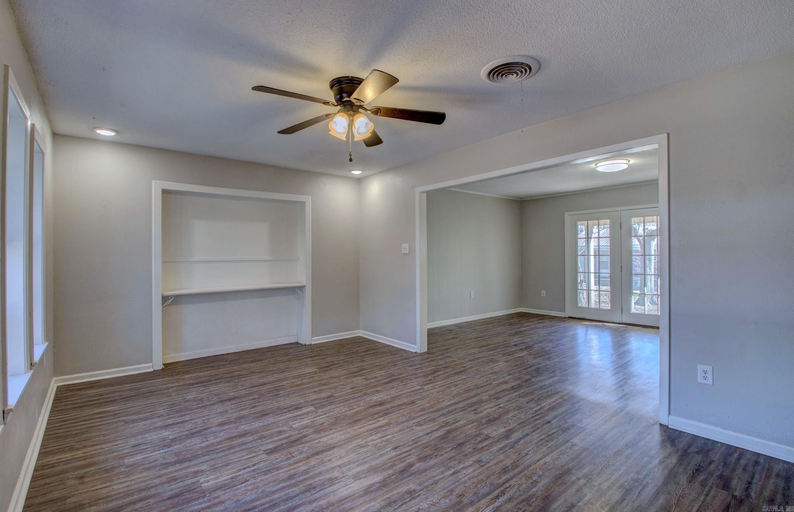 710 N Pine  Searcy, AR