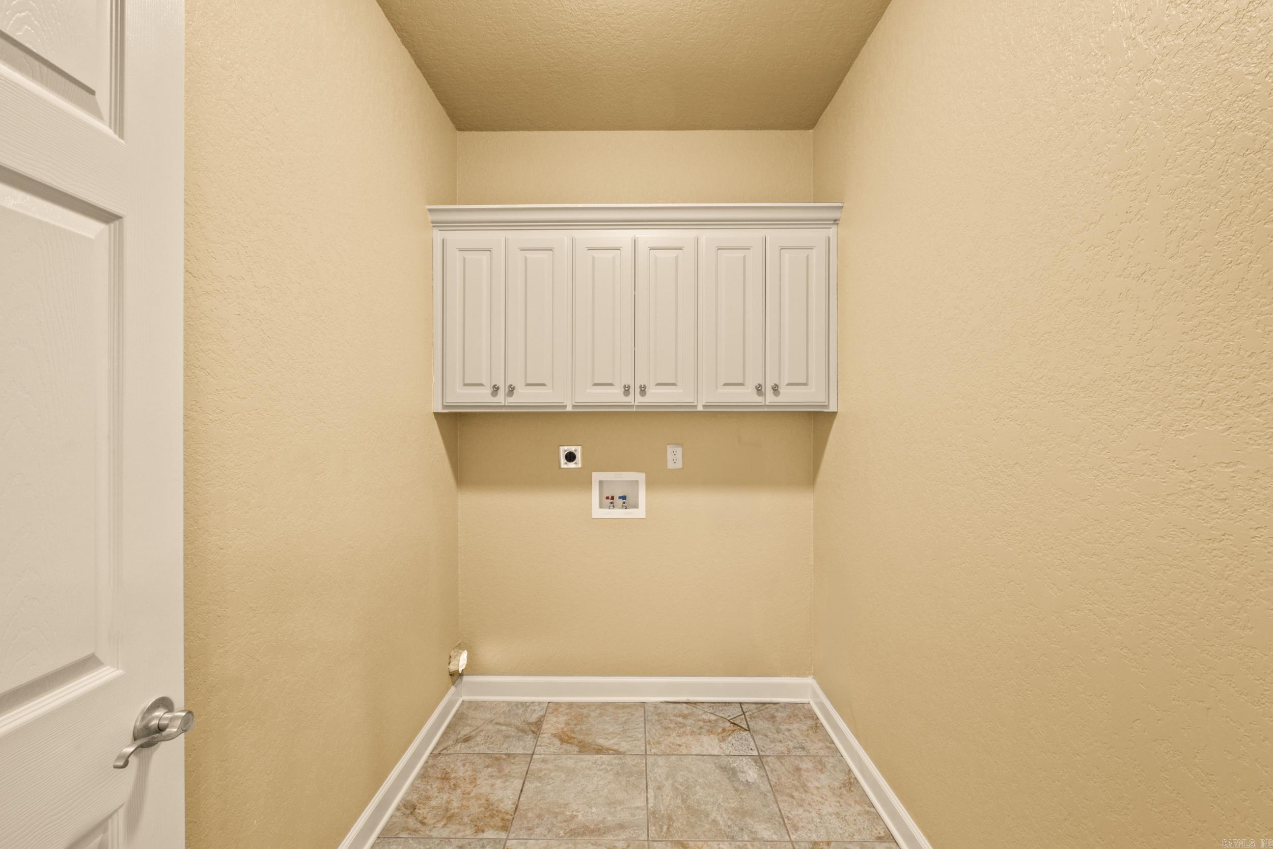 1925 Oakbrook  Sherwood, AR